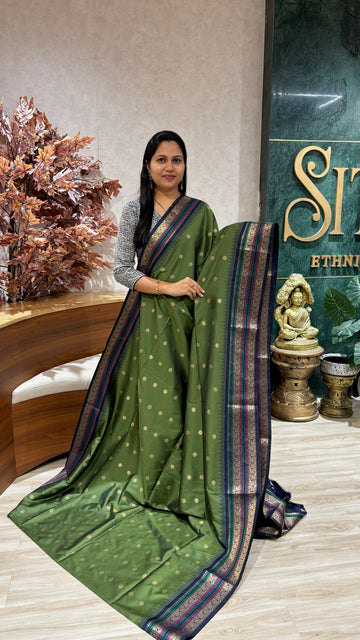 Fancy silk temple border