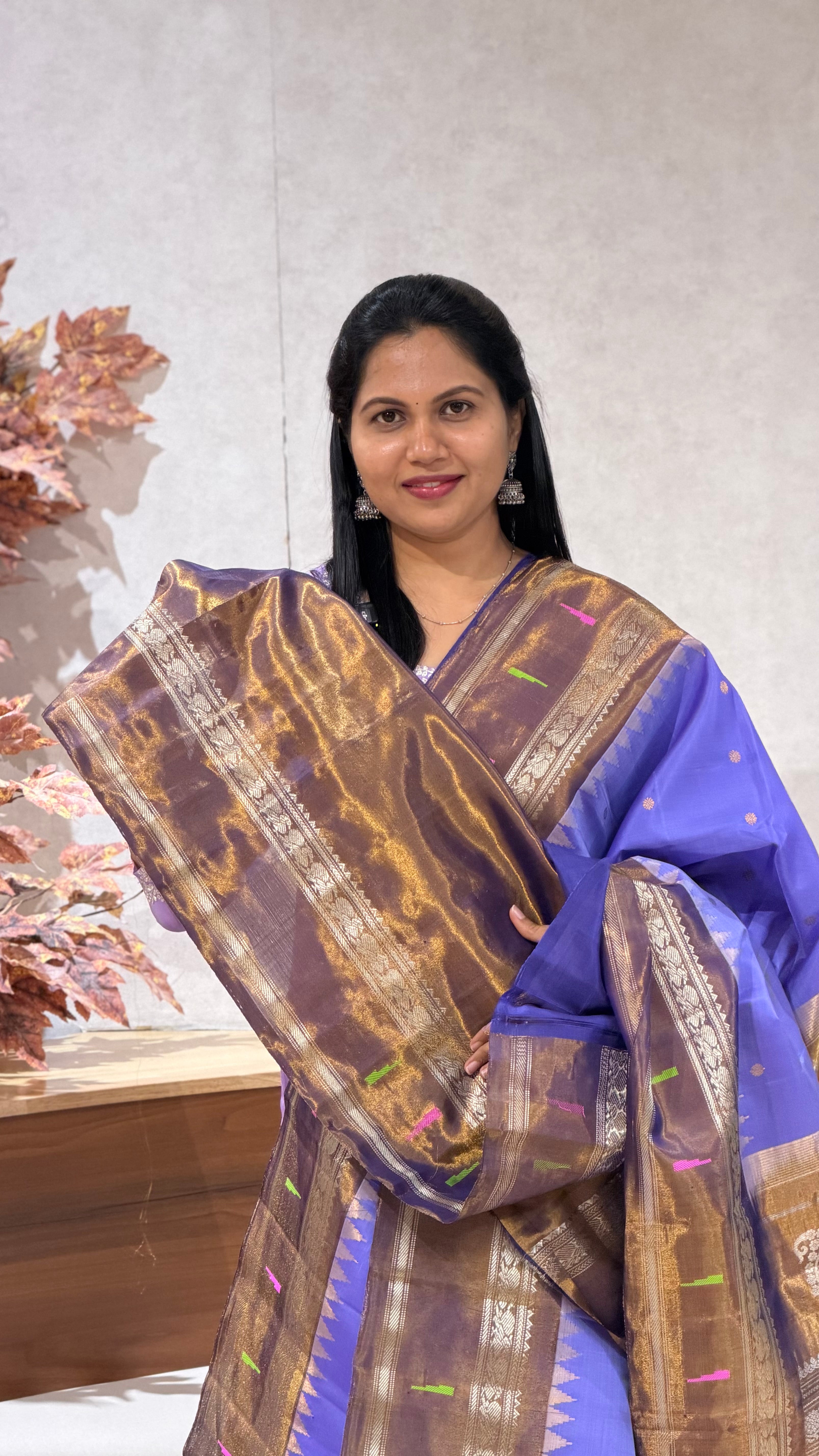 Handloom Gadwal tissue