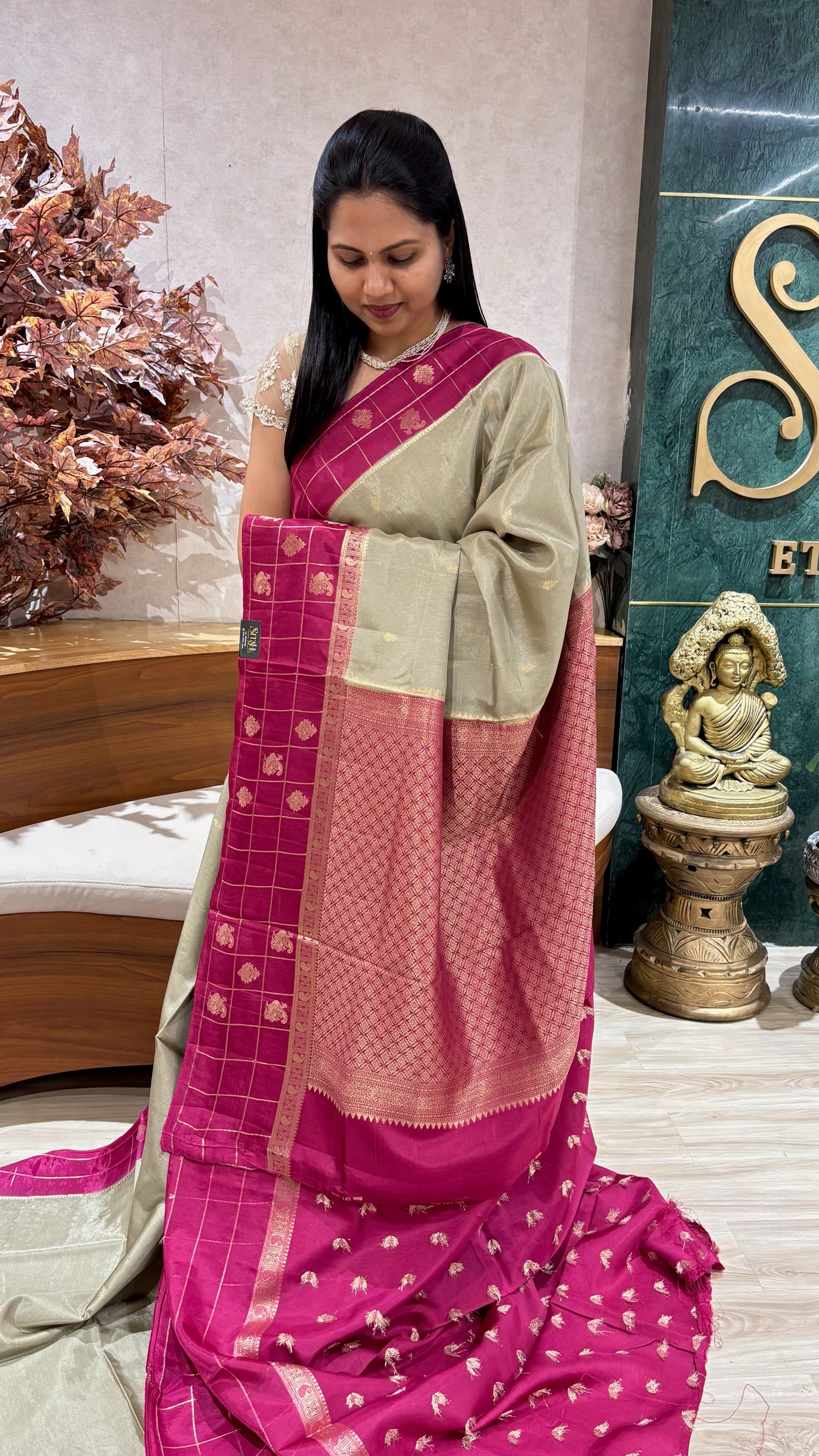 Dola silk