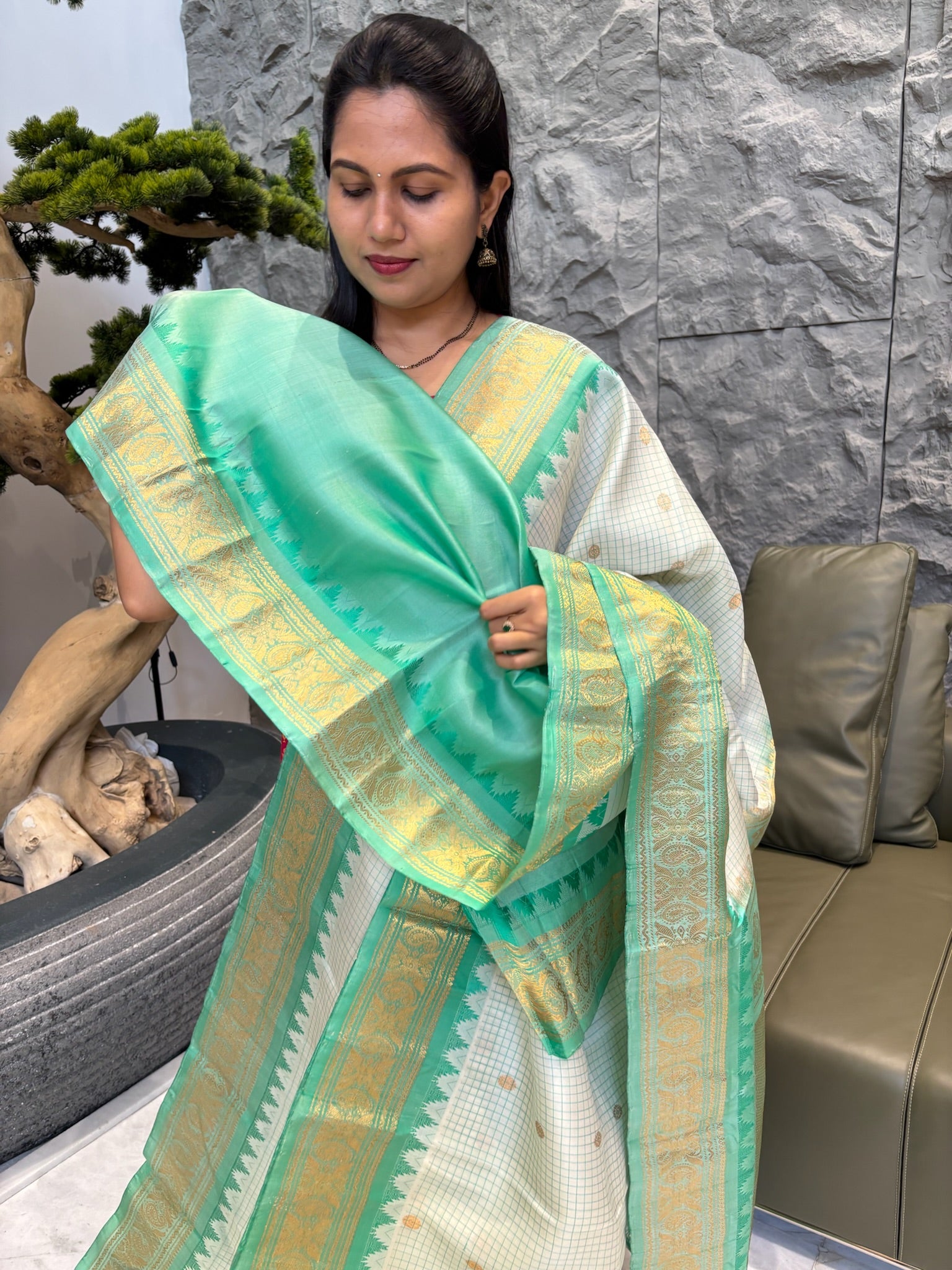 Handloom pattu half white sea green