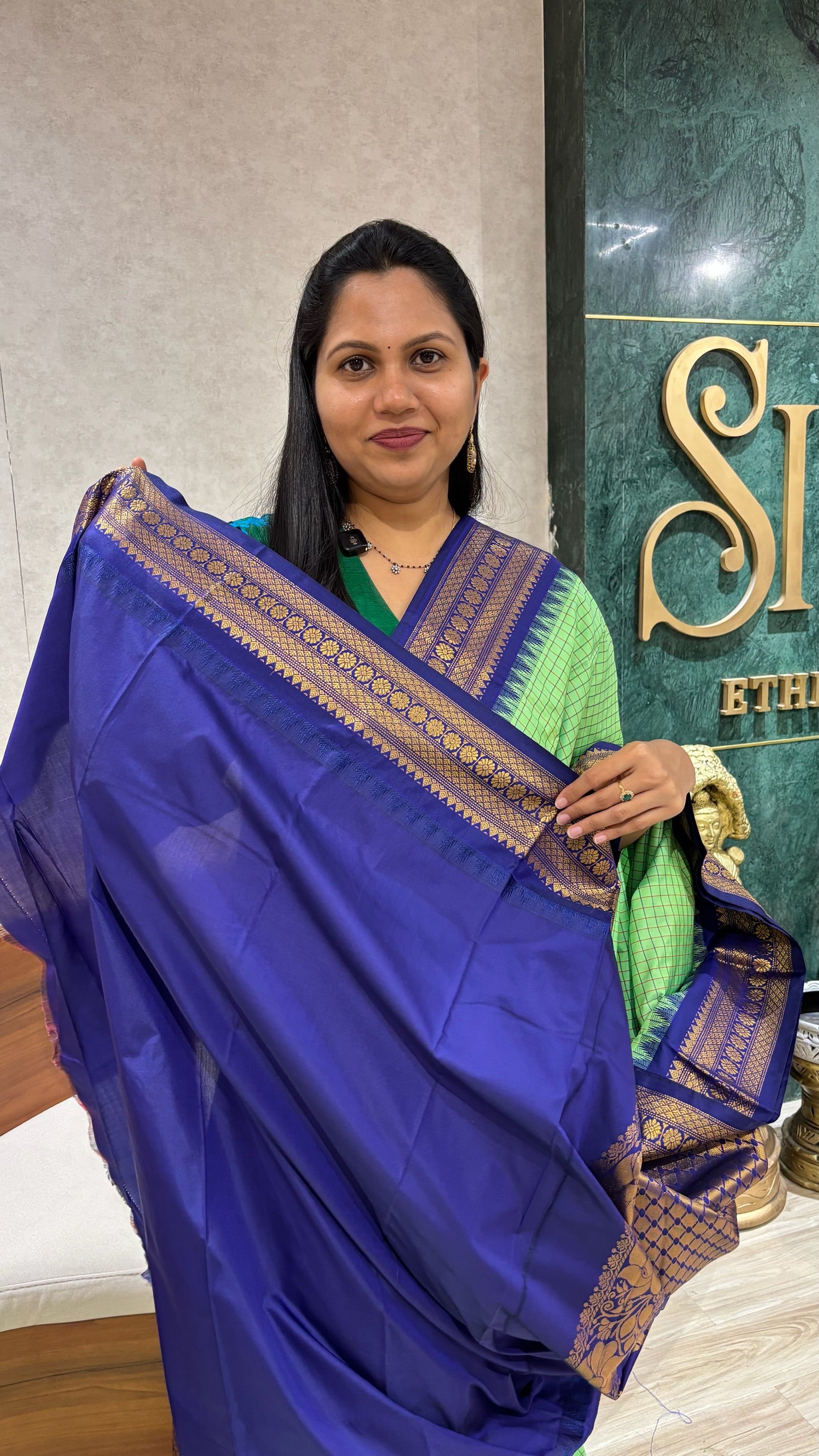 Semi gadwal parrot green