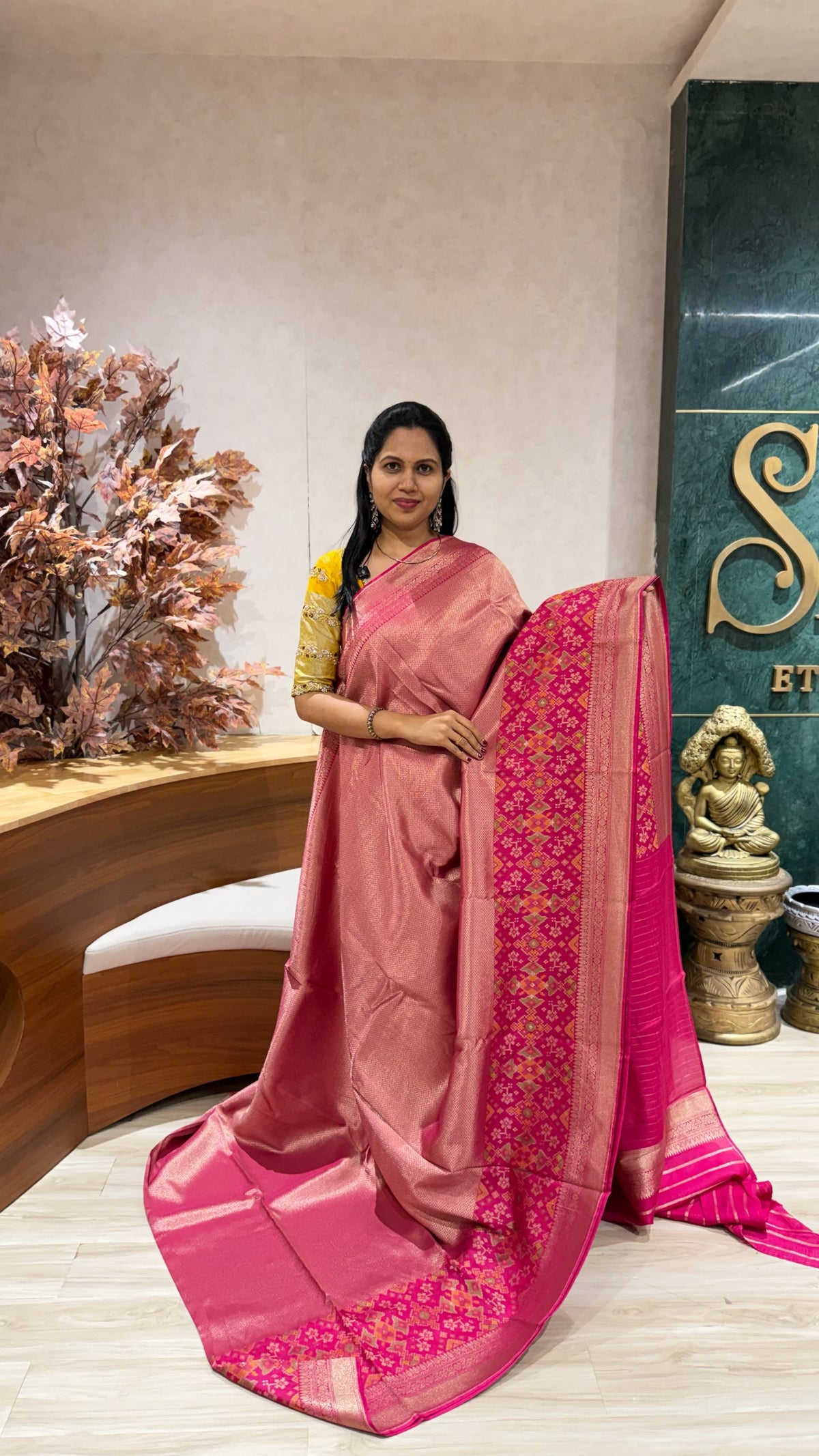 Banaras Tissue patola pink