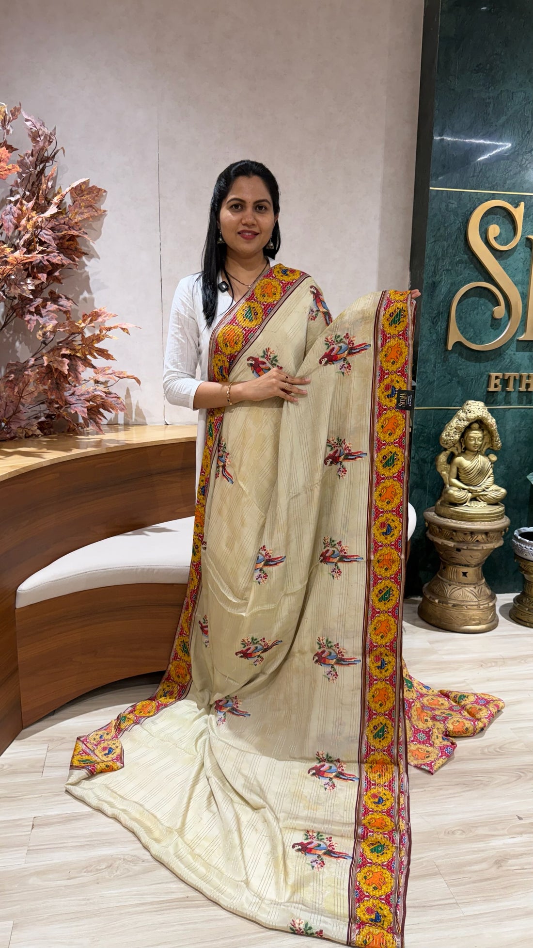 Crepe embroidery