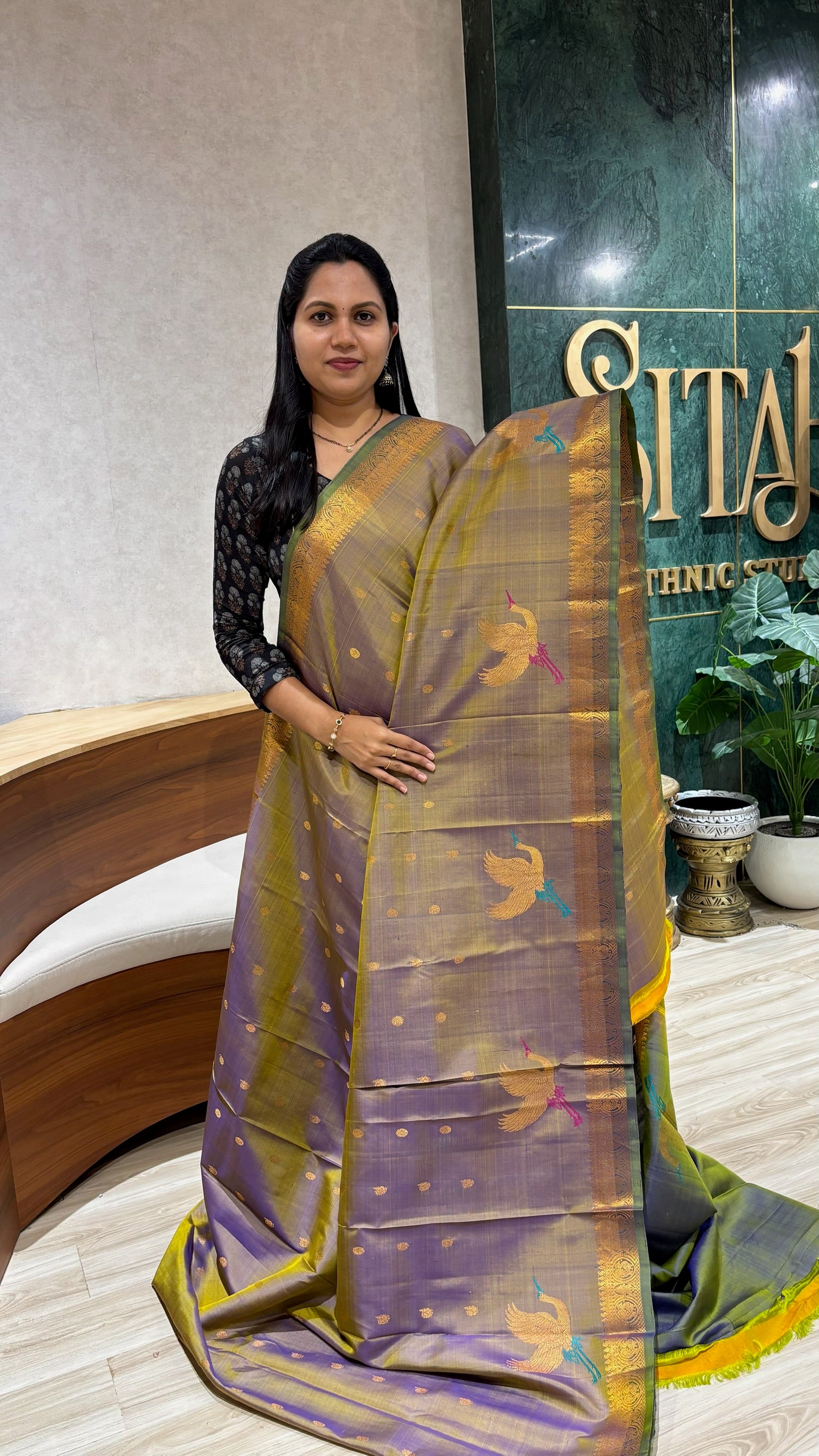 Premium Gadwal pattu