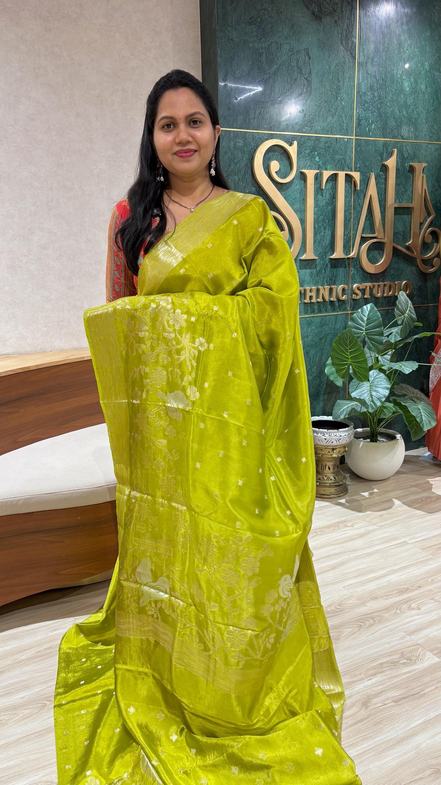 Paper silk mehndi green