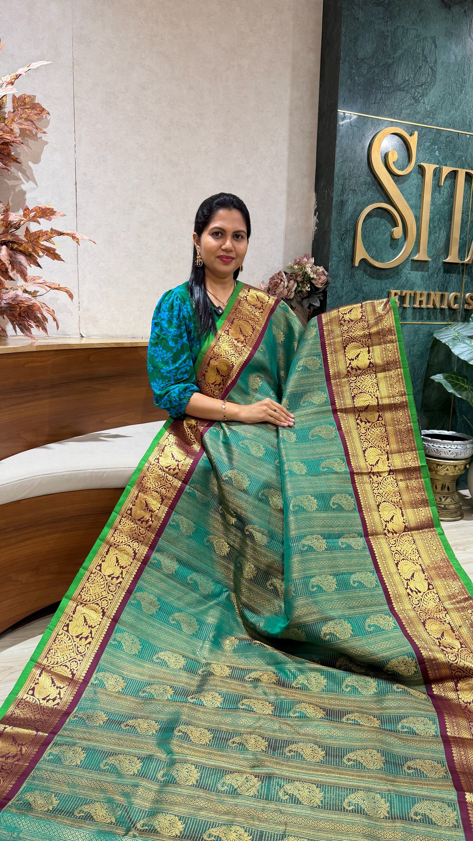 Handloom broacde gadwal pattu