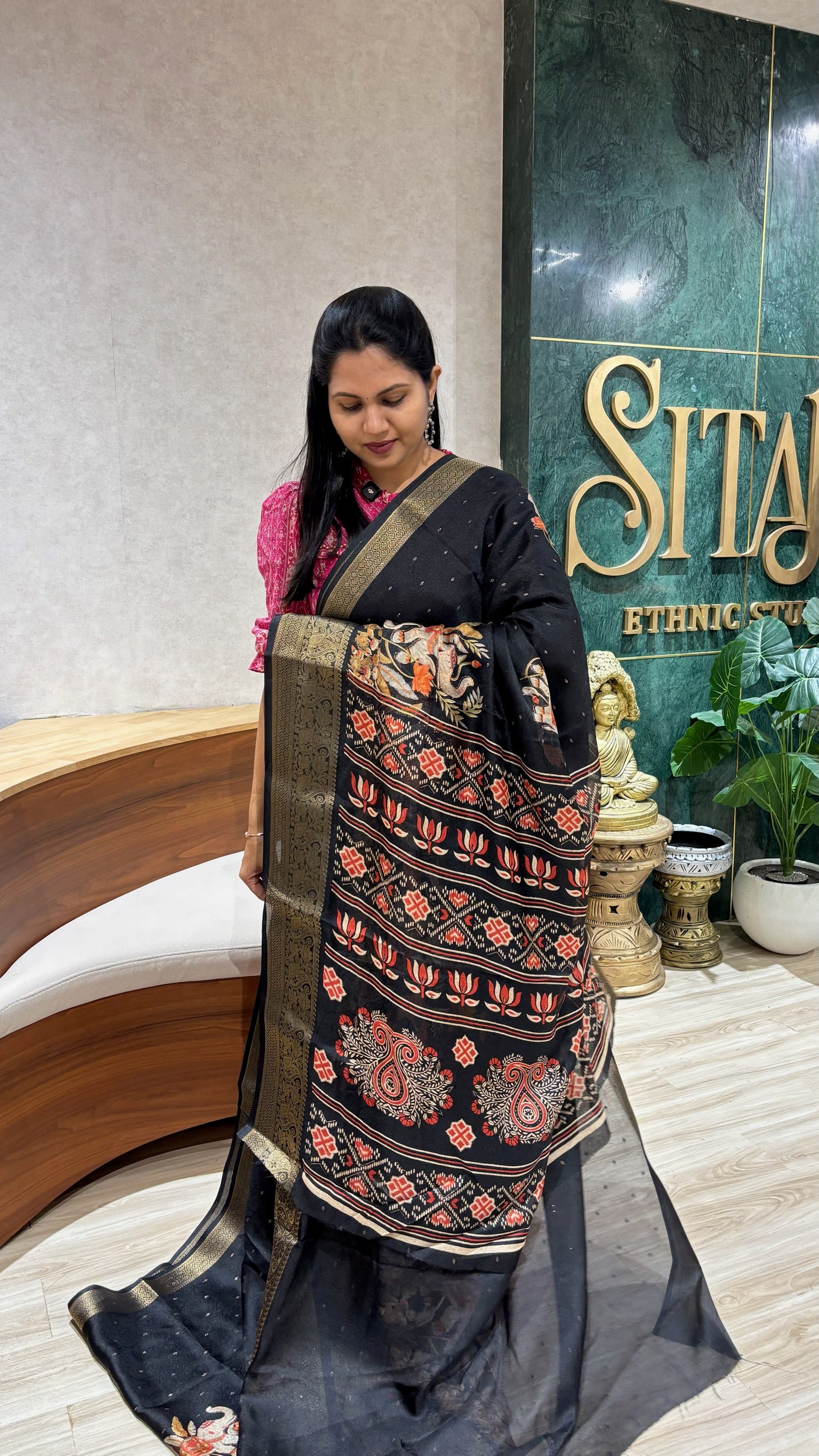 Casual black georgette