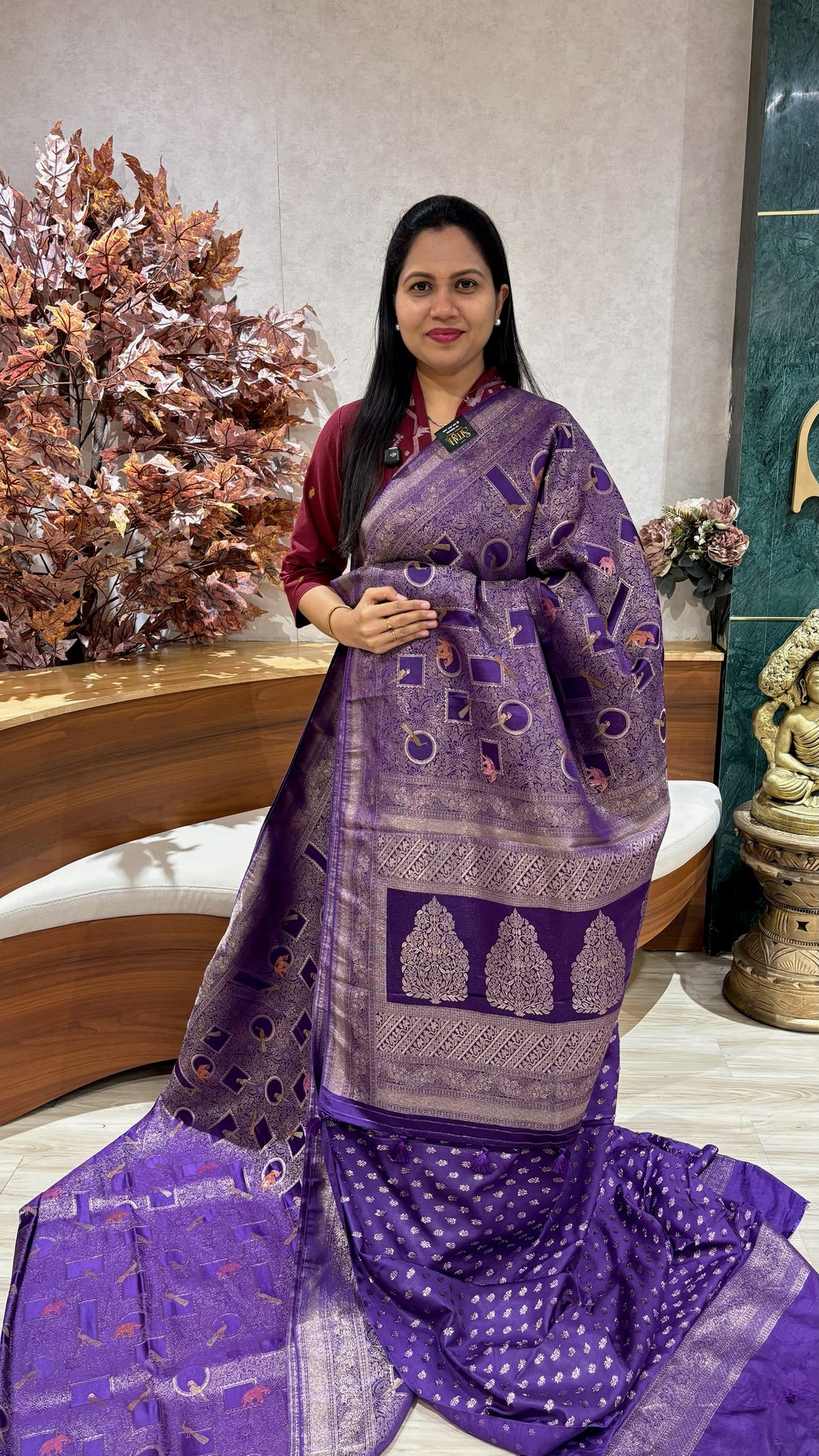 Banaras allover weaving