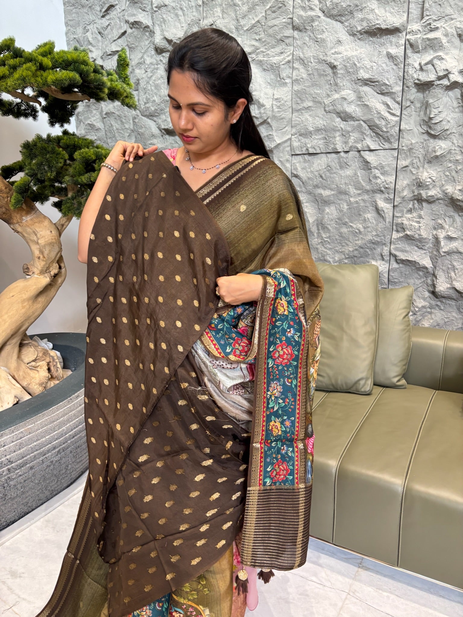Dola silk saree