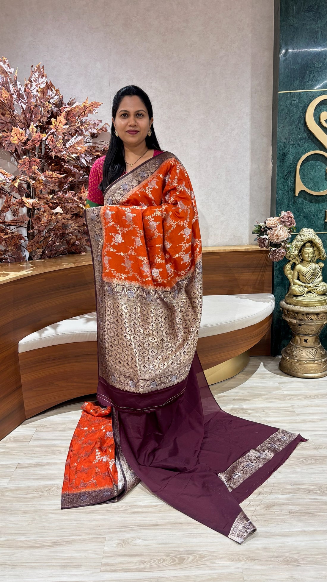 Banaras weaving rust