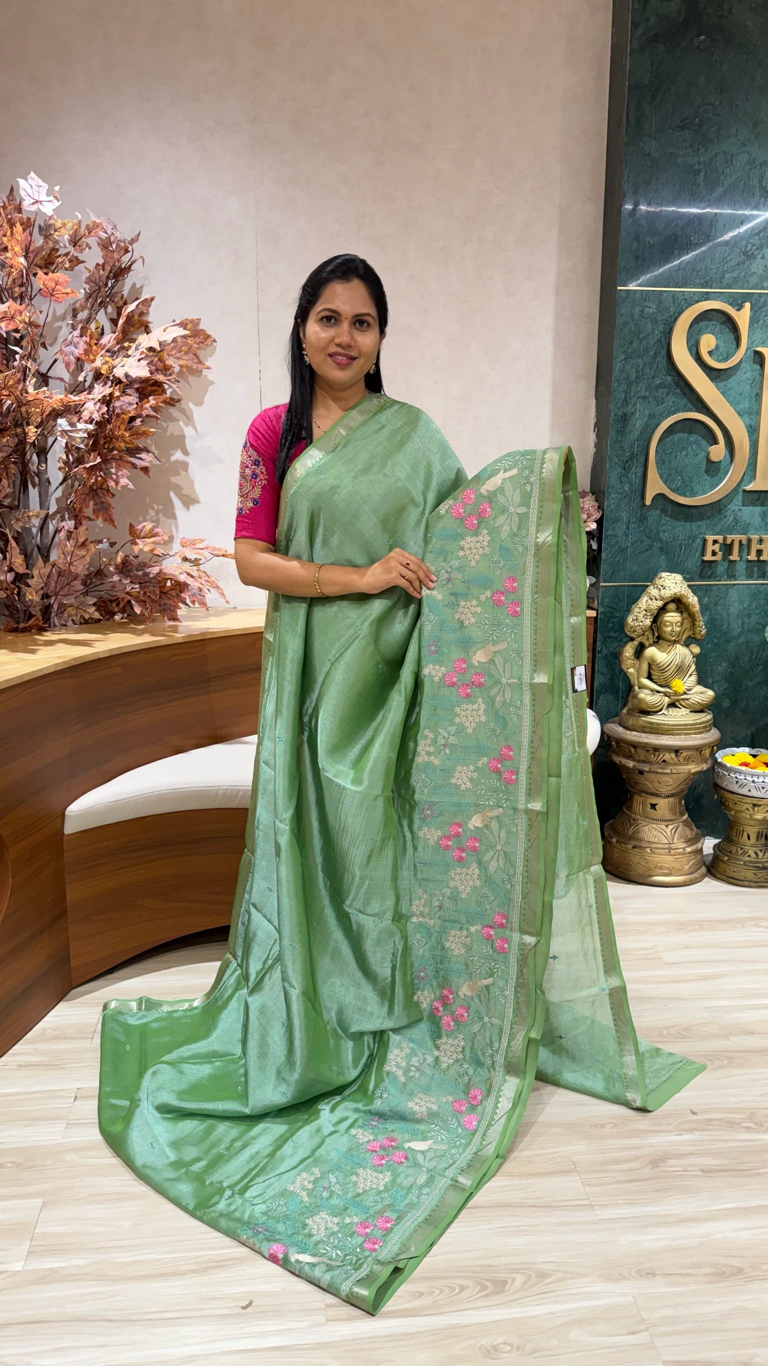 Handloom Mangalgiri embroidery