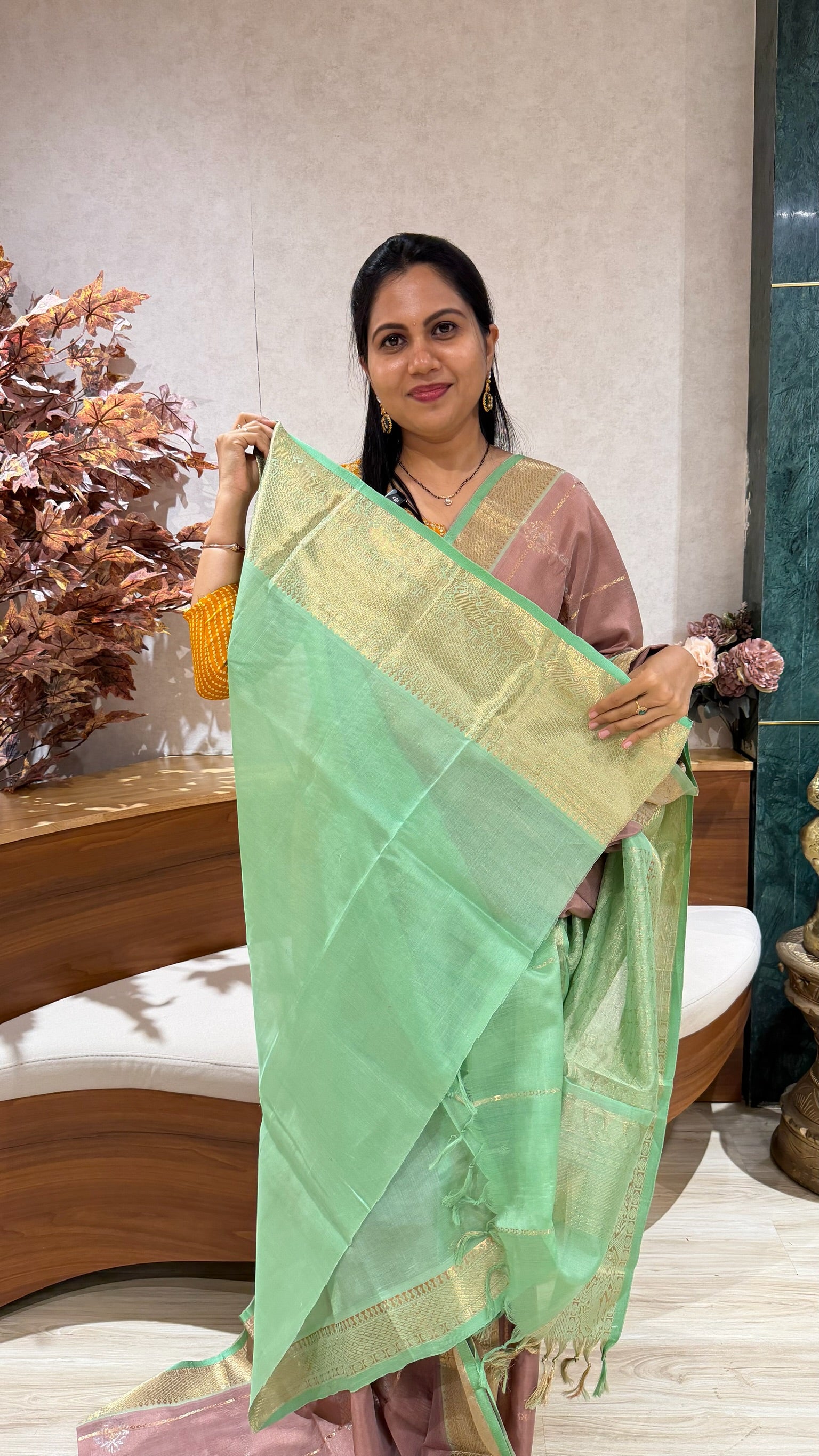 Handloom mangalgiri pattu