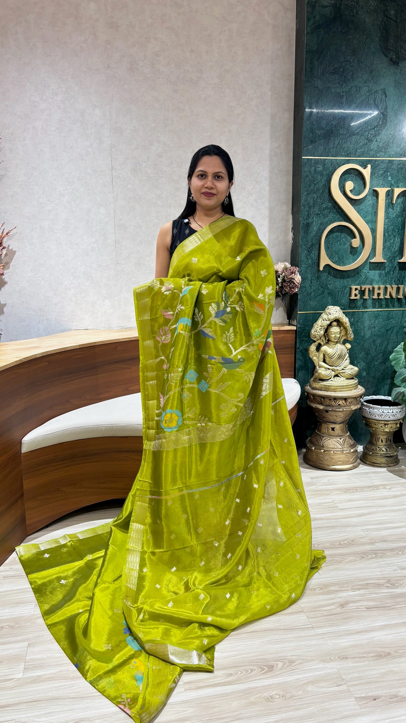 Paper silk skirt border