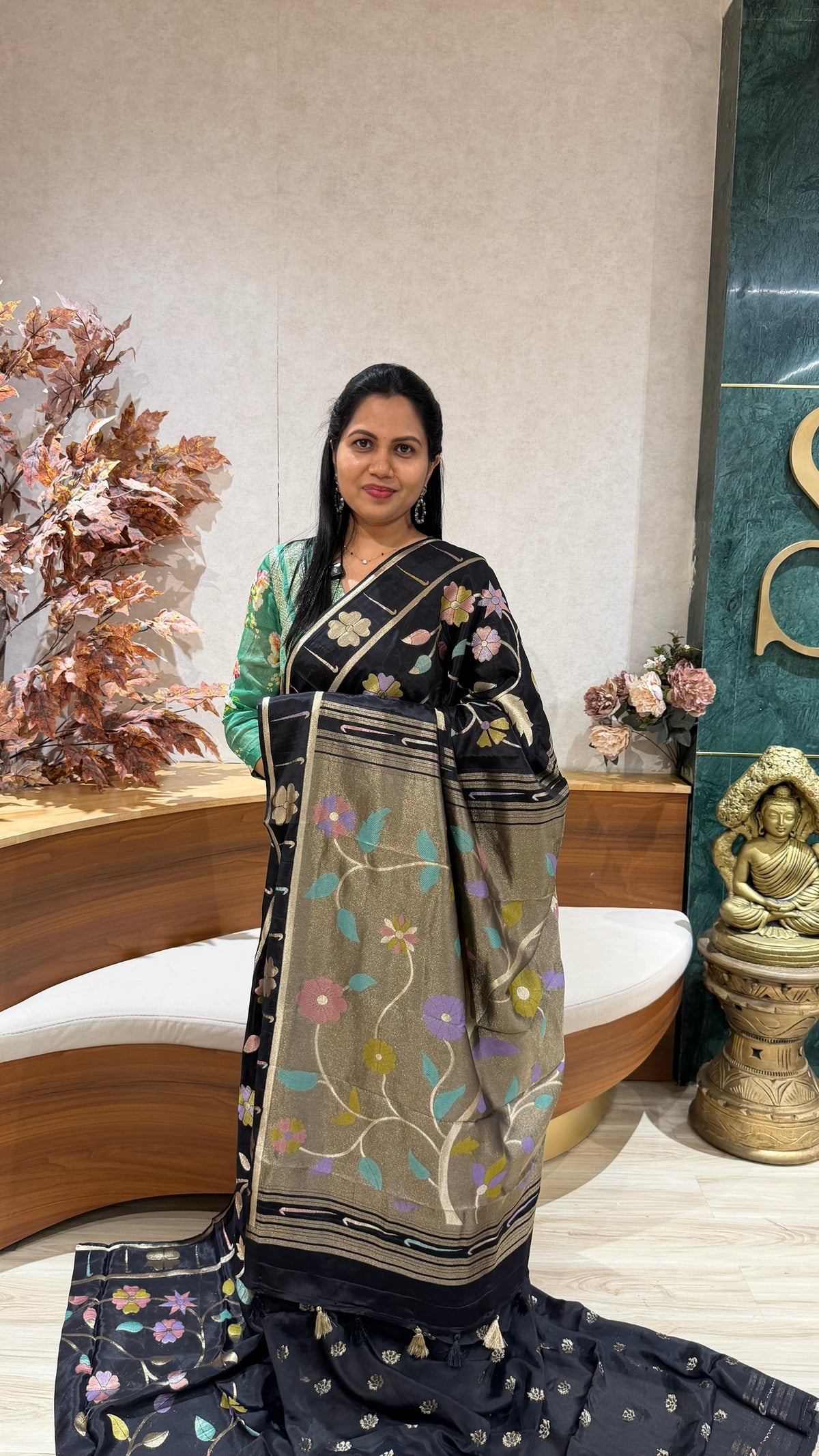 Pure georgette jhamdani black