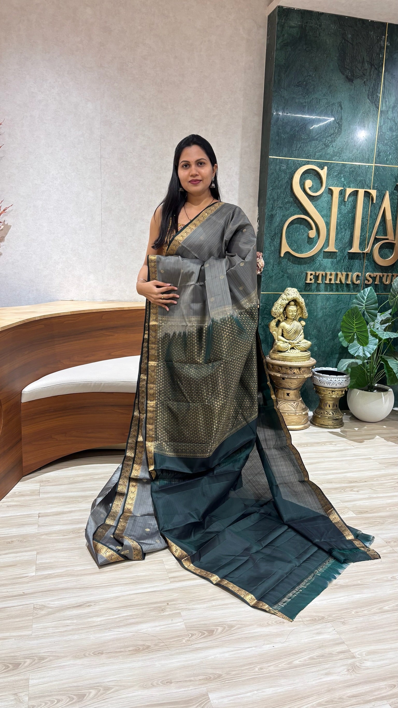 Small border kanchi pattu