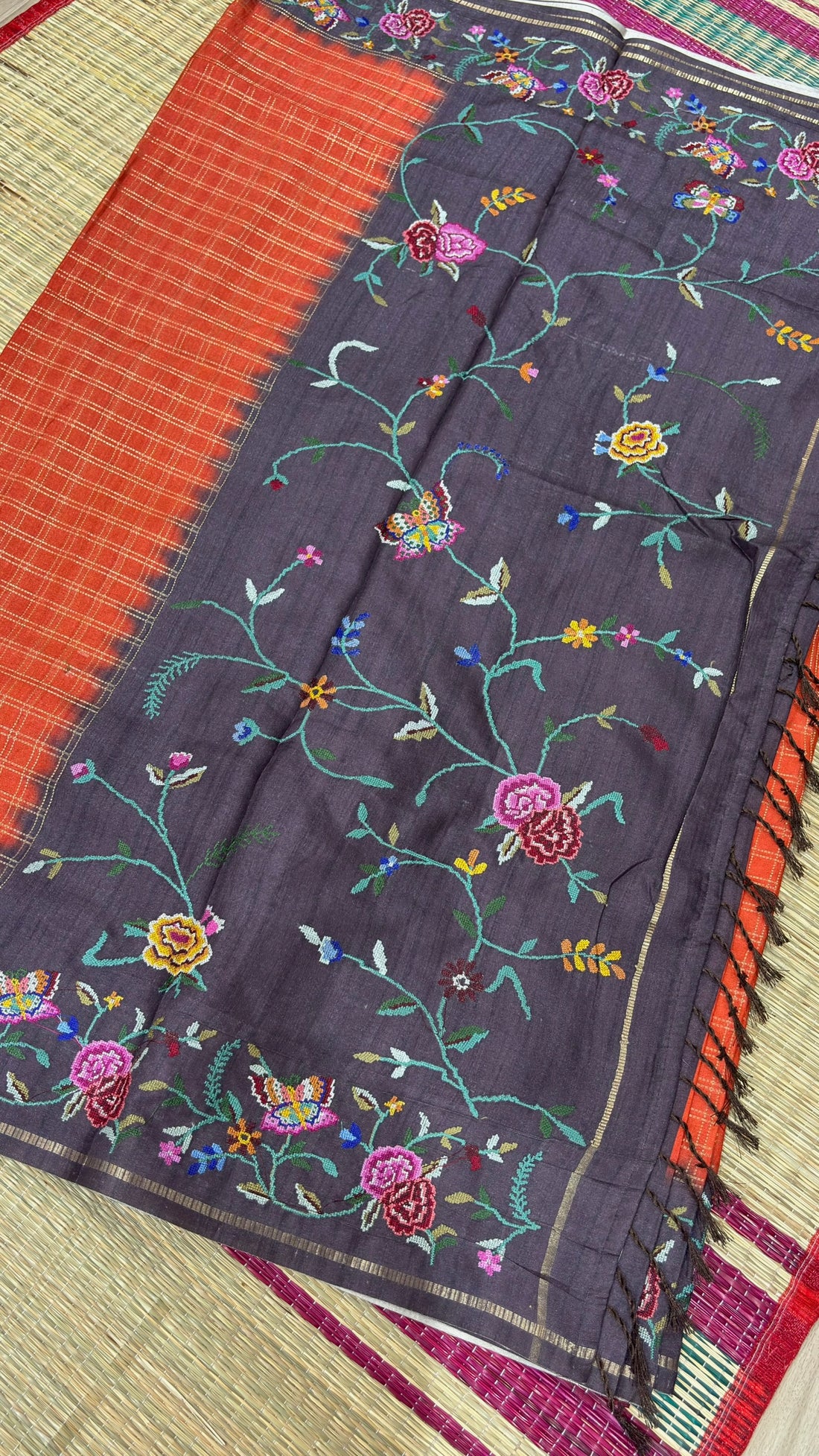 Tussar pettit work