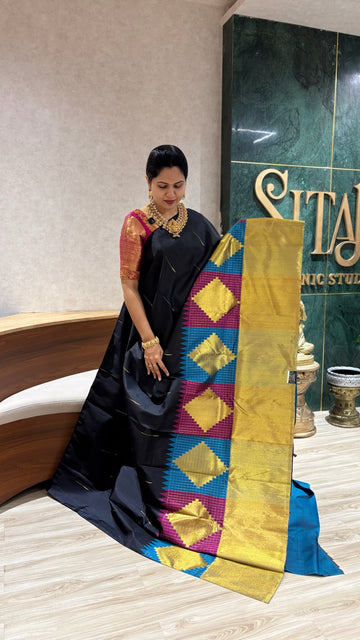 Handloom kanchi pattu black