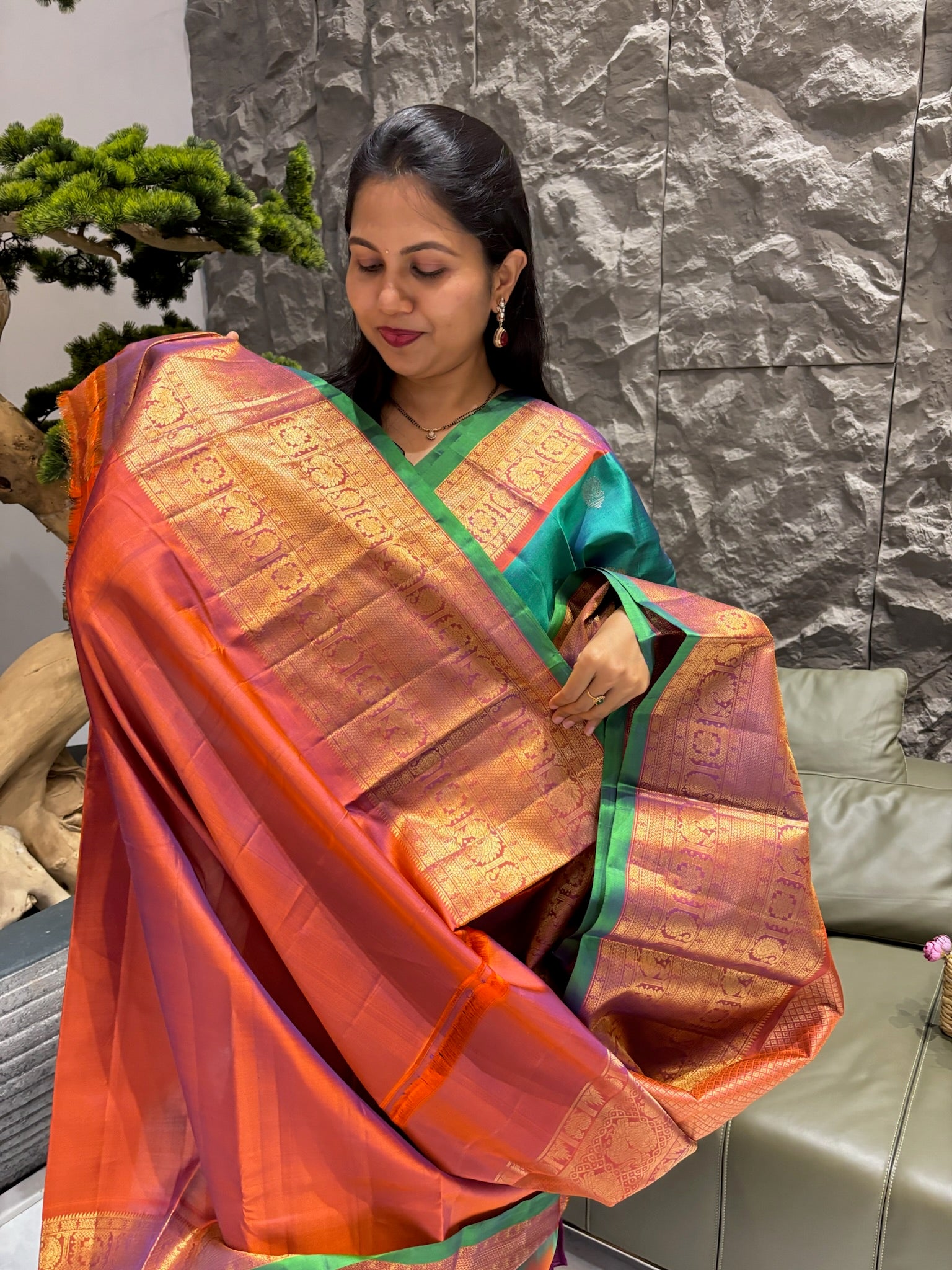 Handloom gadwal pattu peacock blue