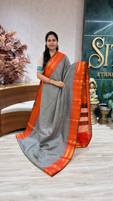 Classic Handloom gadwal pattu checks