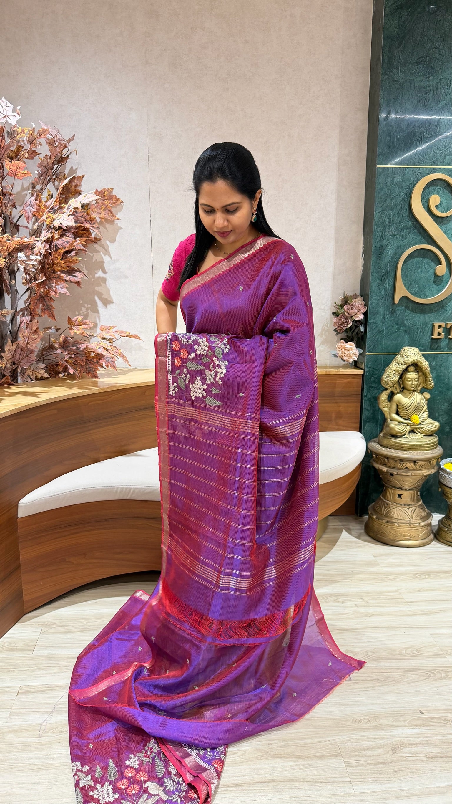 Handloom mangalgiri embroidery