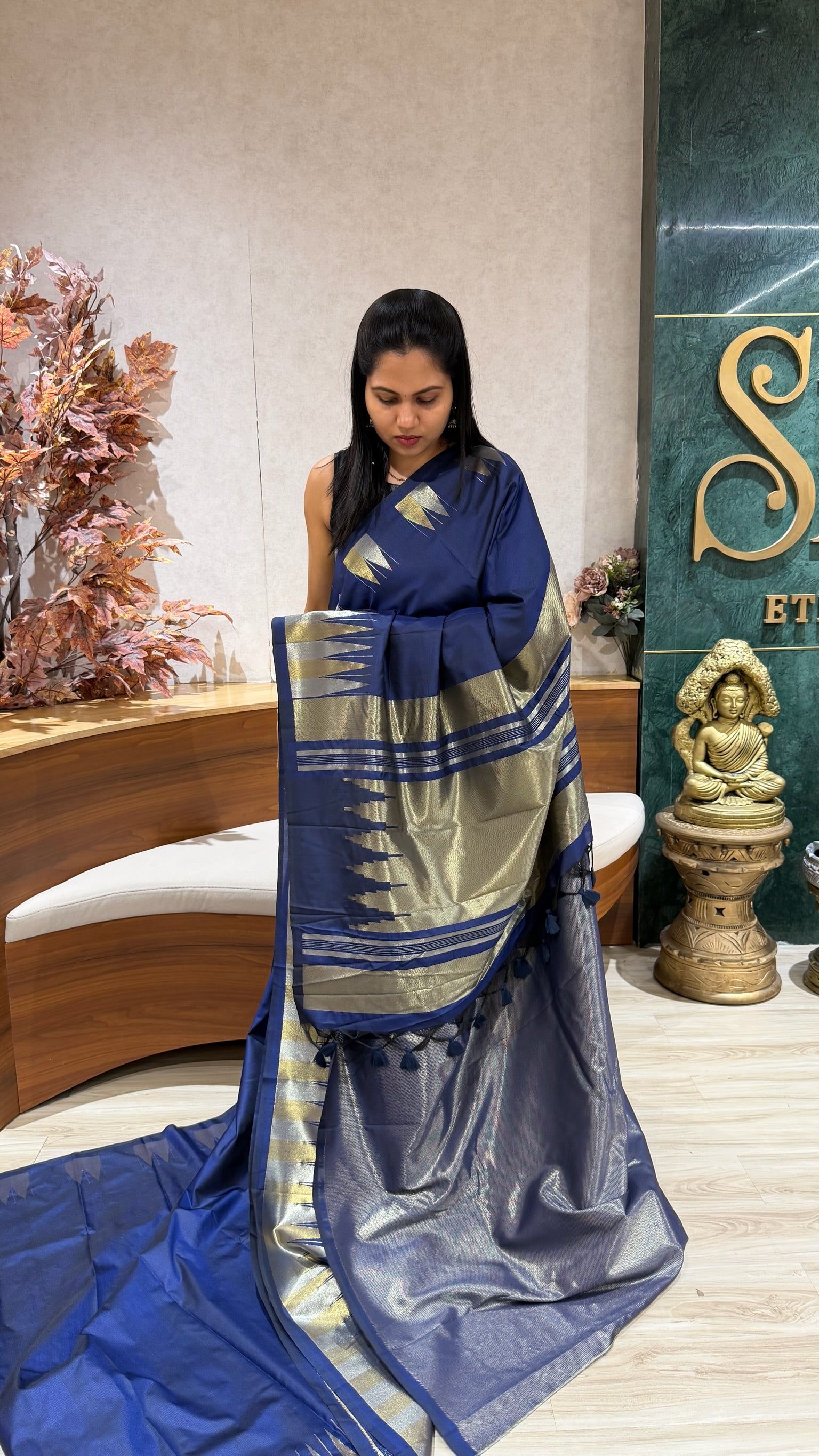 Soft silk temple border