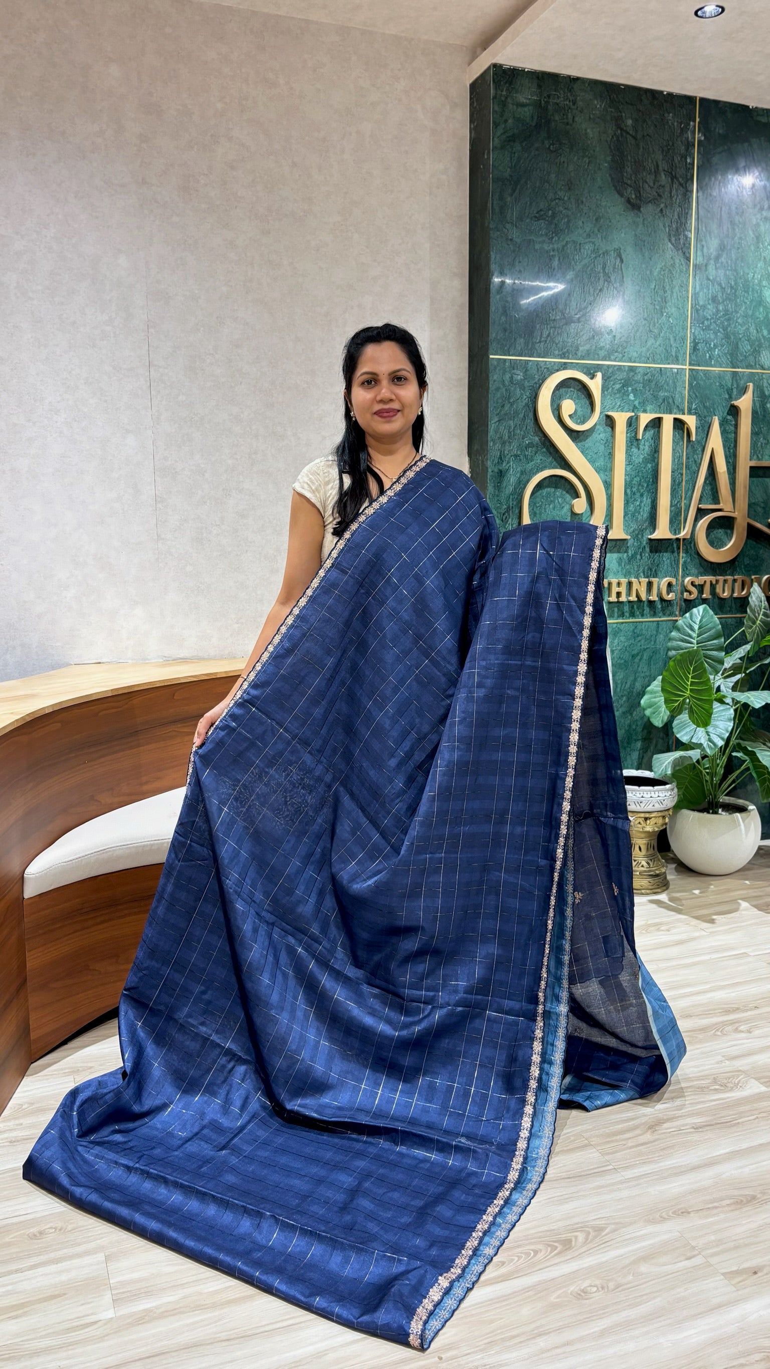 Fancy tussar embroidery border
