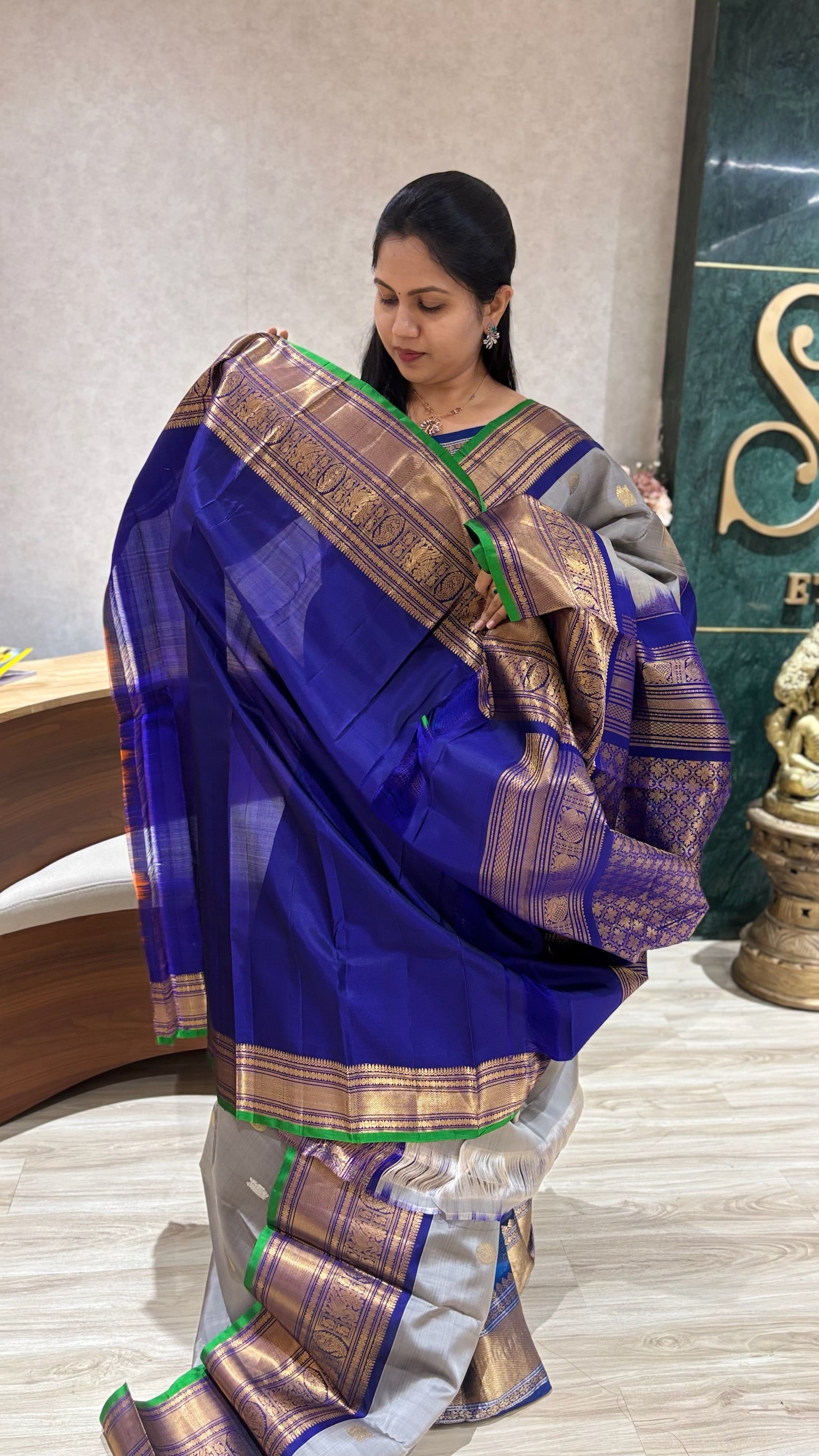 Handloom Gadwal pattu
