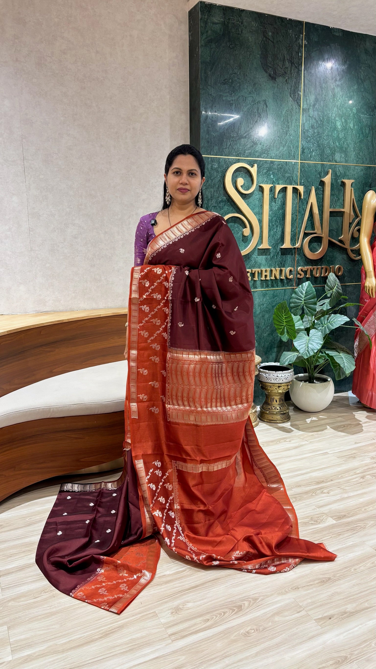 Fancy mango pattu brown