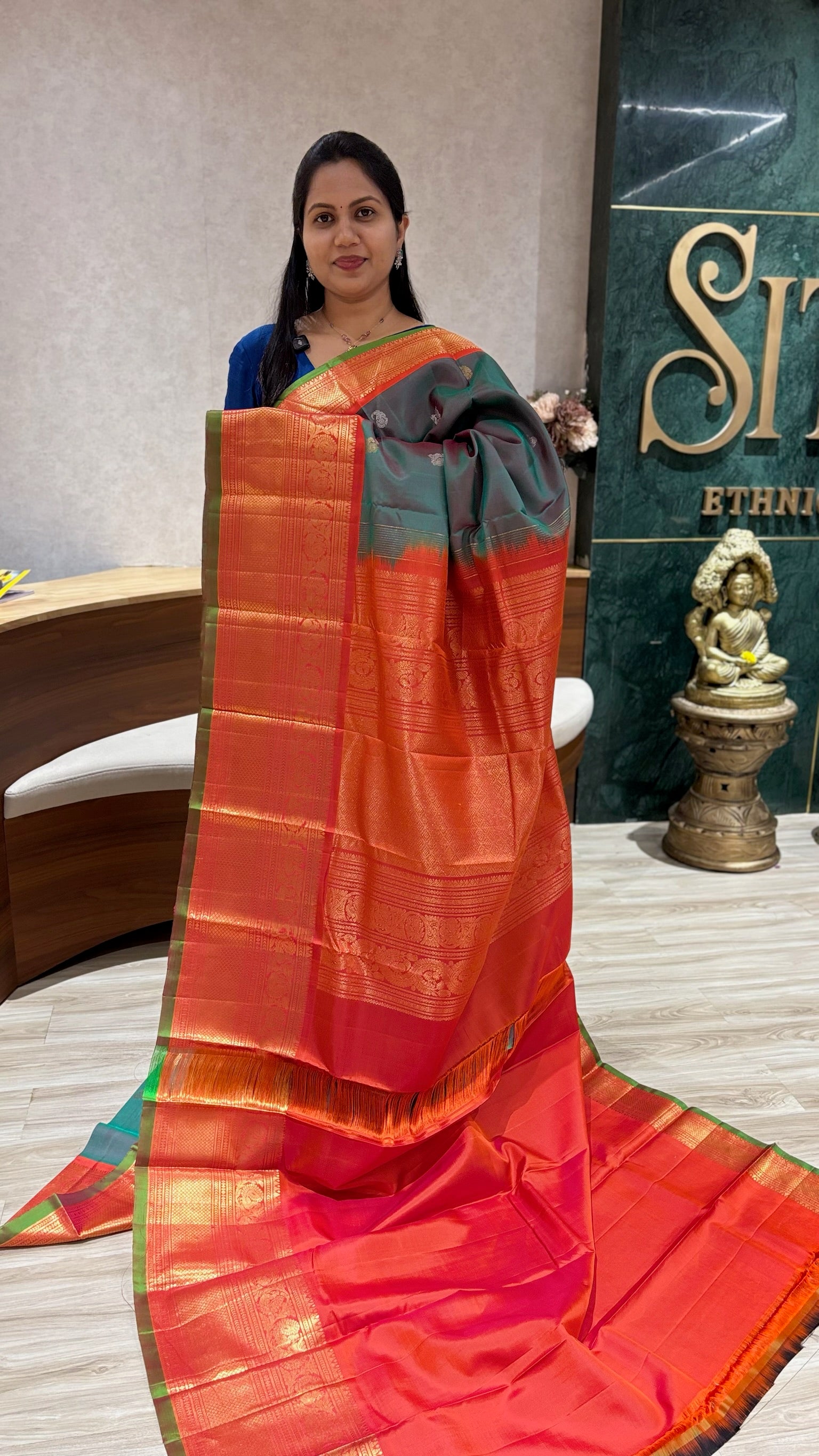Handloom gadwal pattu