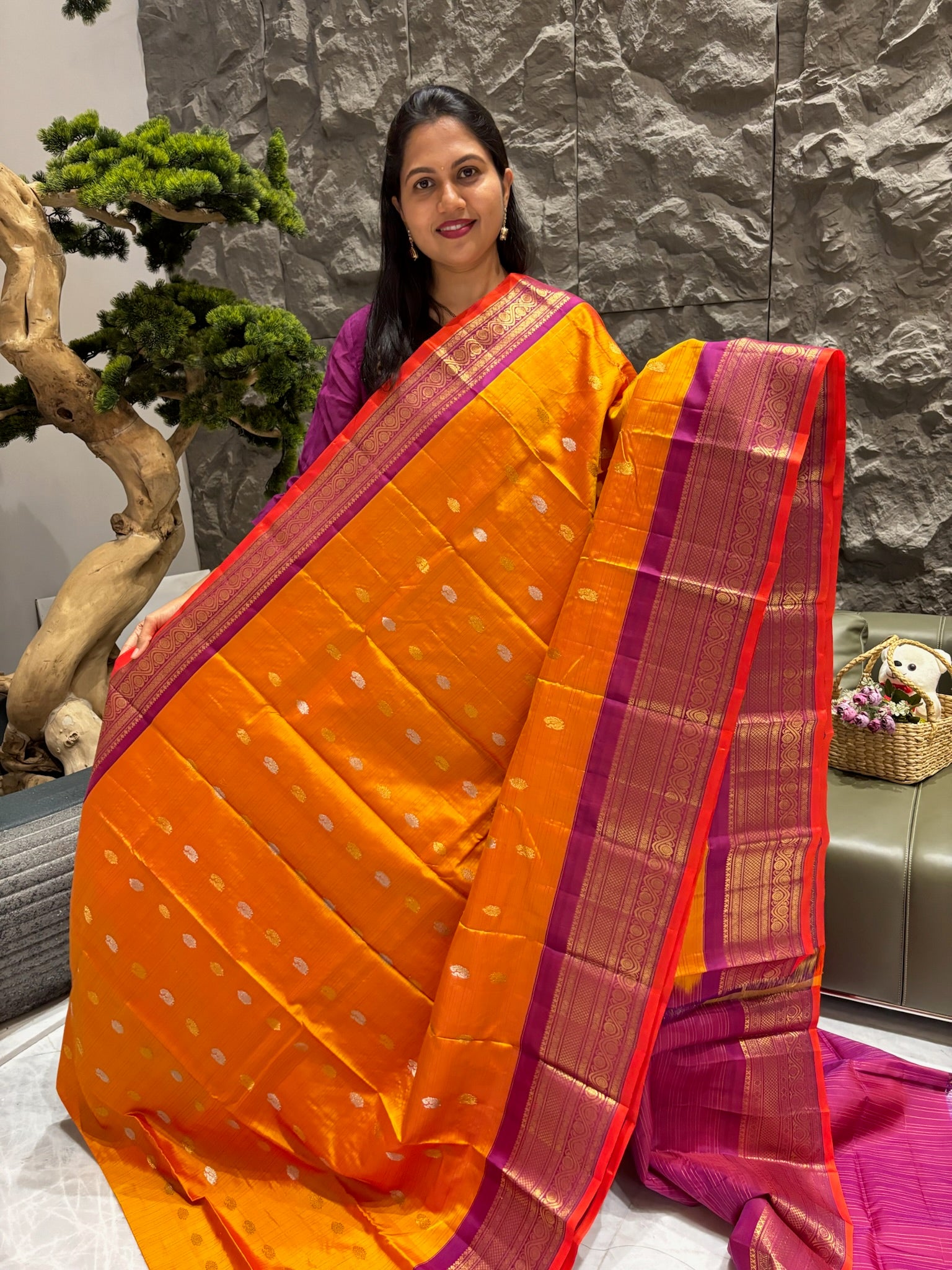 Handloom gadwal pattu orange