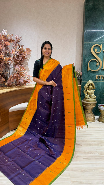 Handloom gadwal pattu