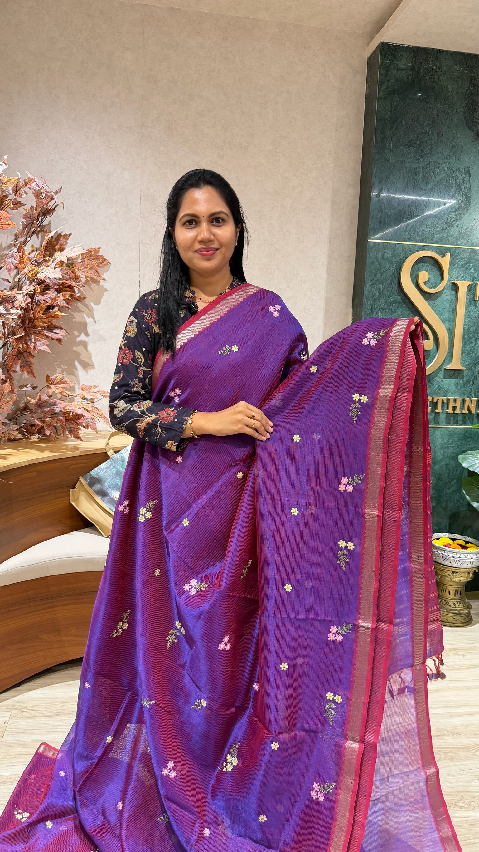 Mangalgiri embroidery