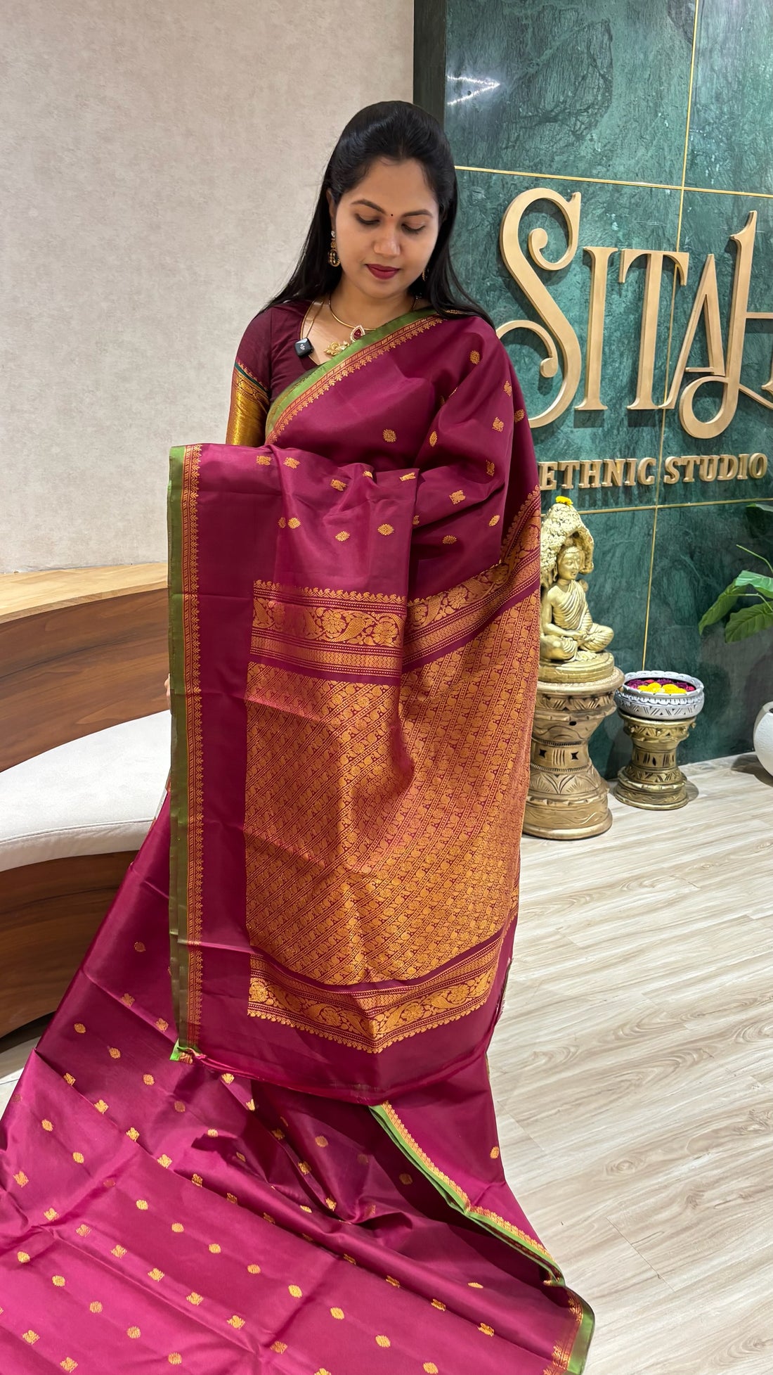 Handloom gadwal pattu
