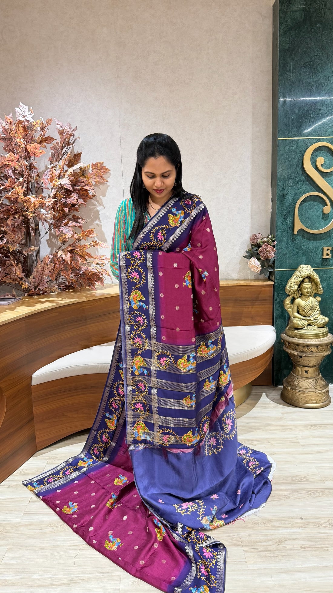Dola silk tanjore print