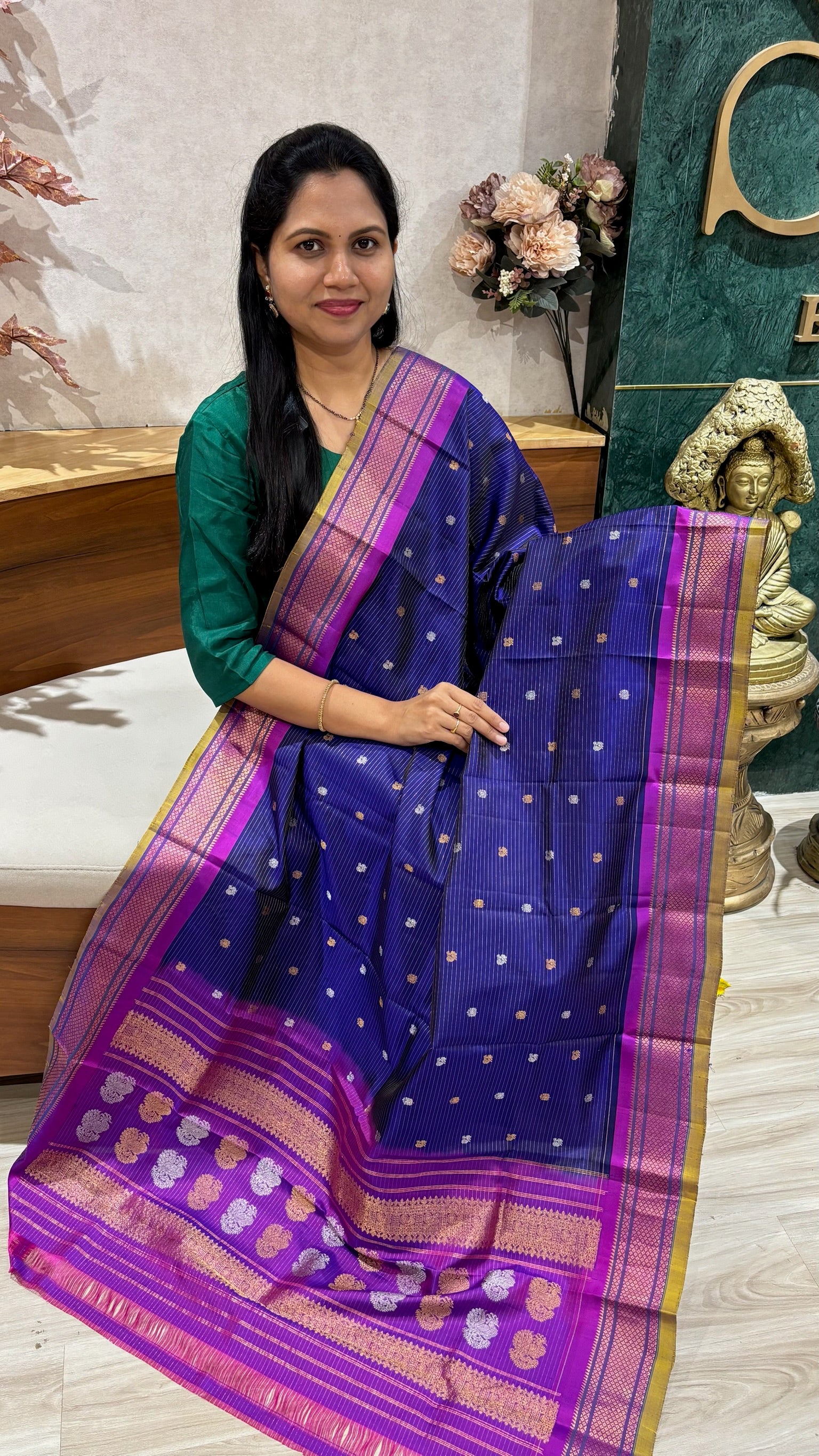 Handloom gadwal duppata