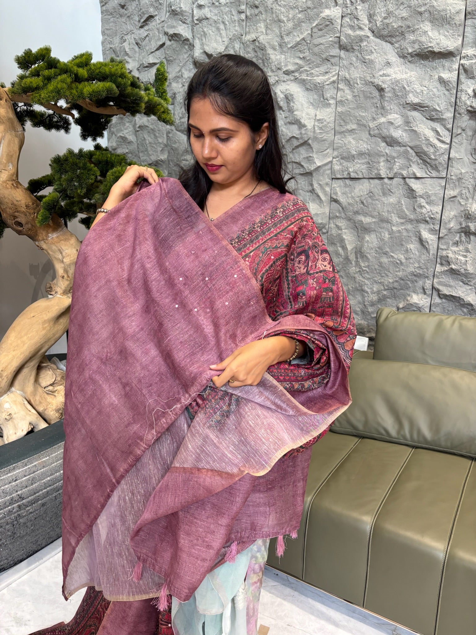Madhubani print onion pink