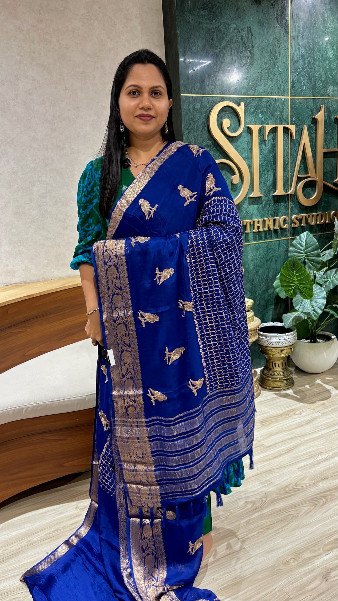 Chiffon weaving -embroidery blue