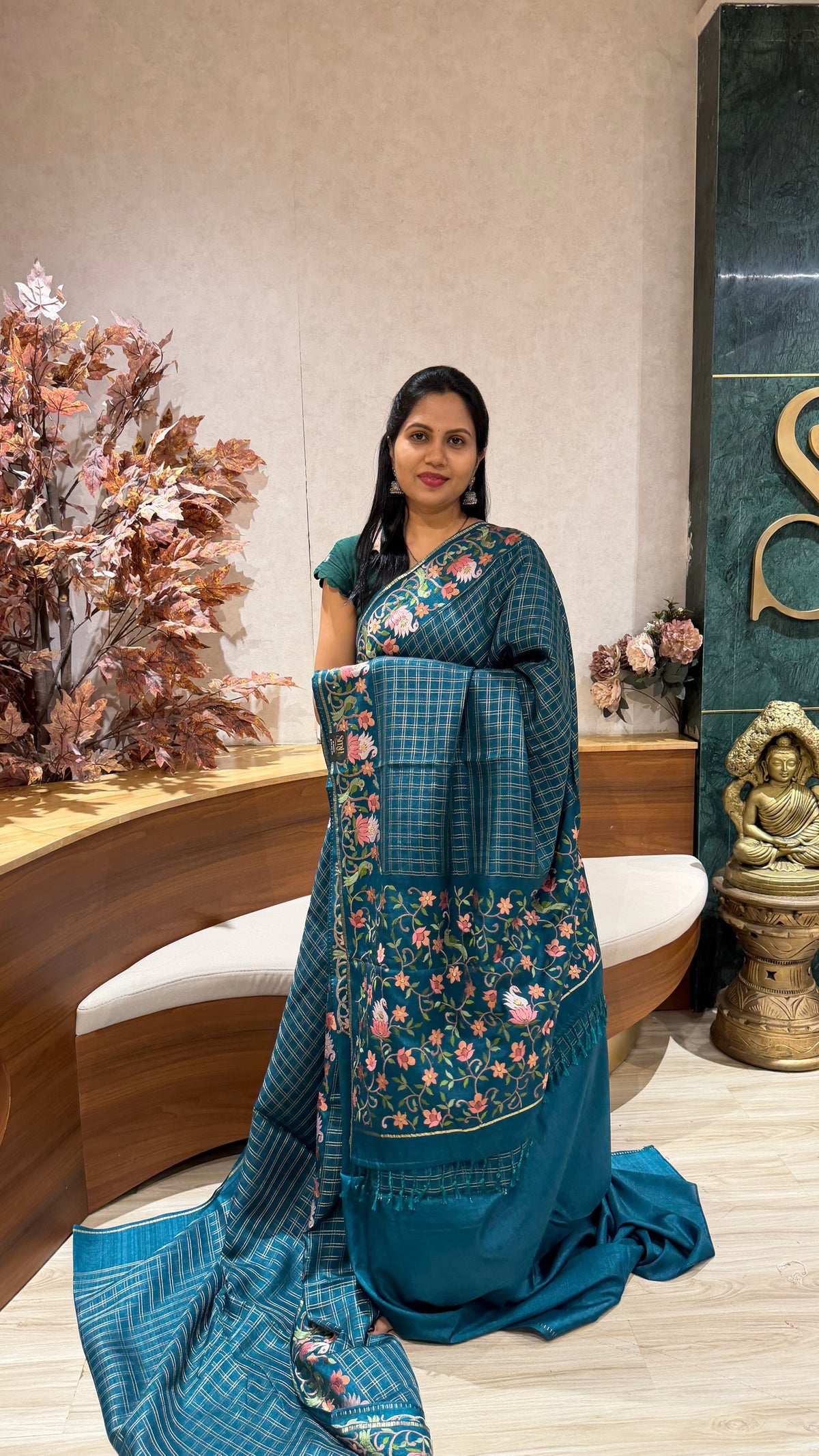 ￼ tussar embroidery