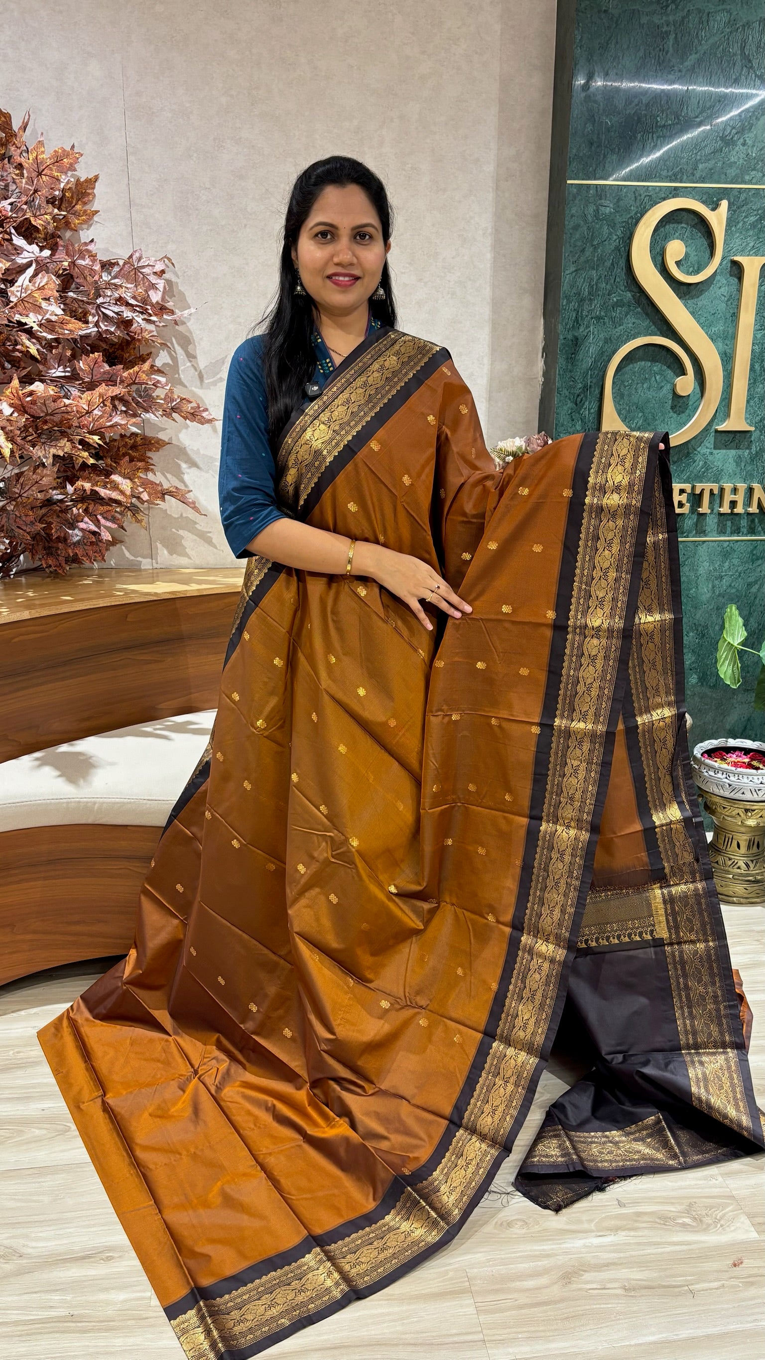 Semi Gadwal 2000