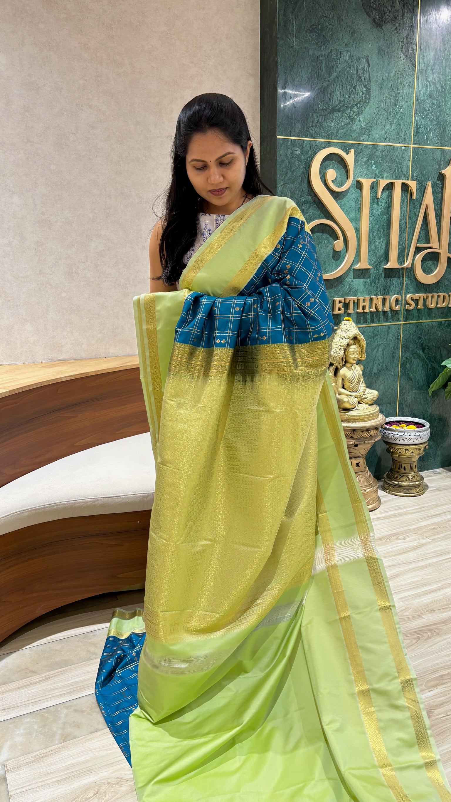 Semi Kanchi pattu