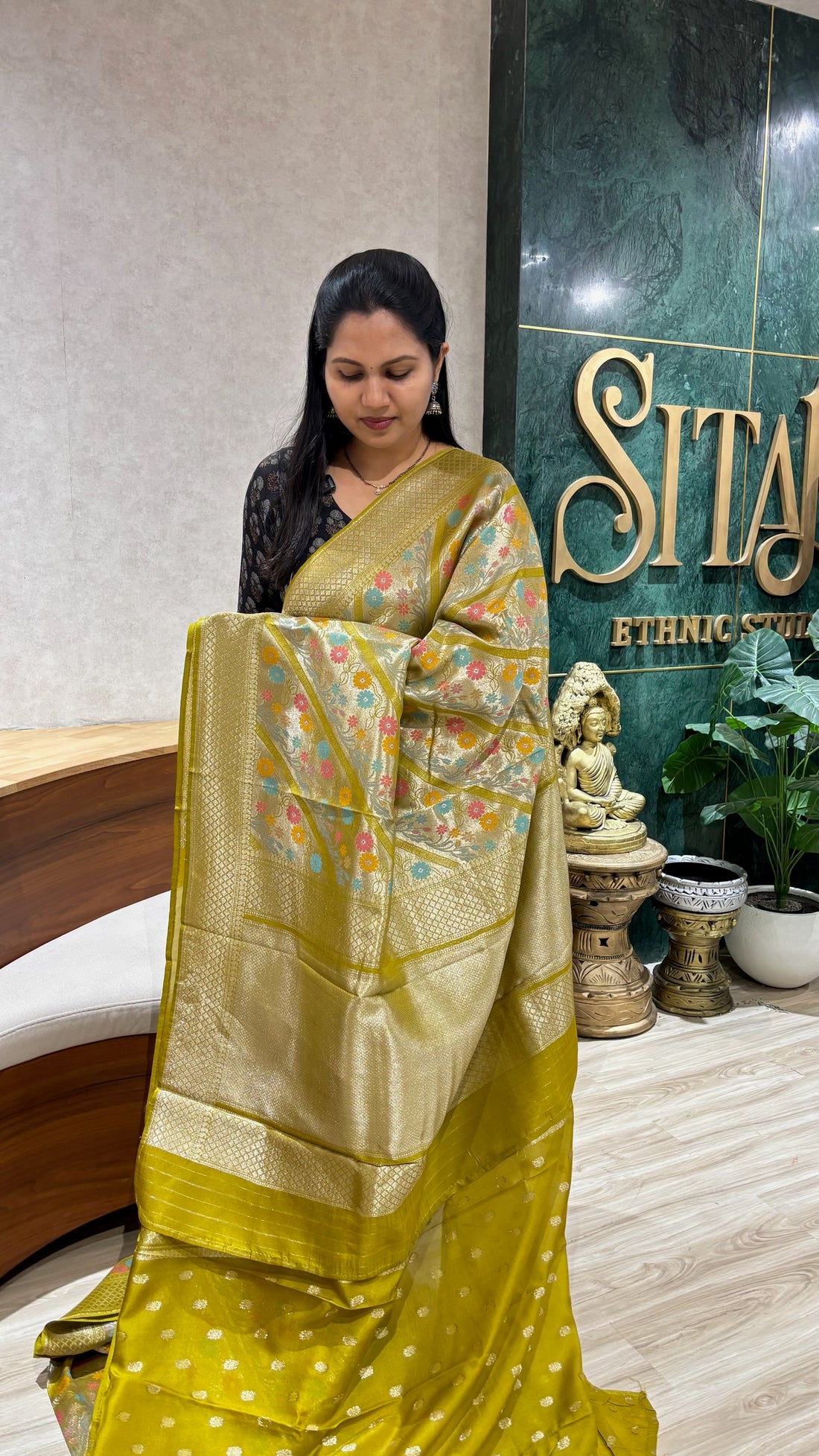 Banaras tissue georgette Mehndi green