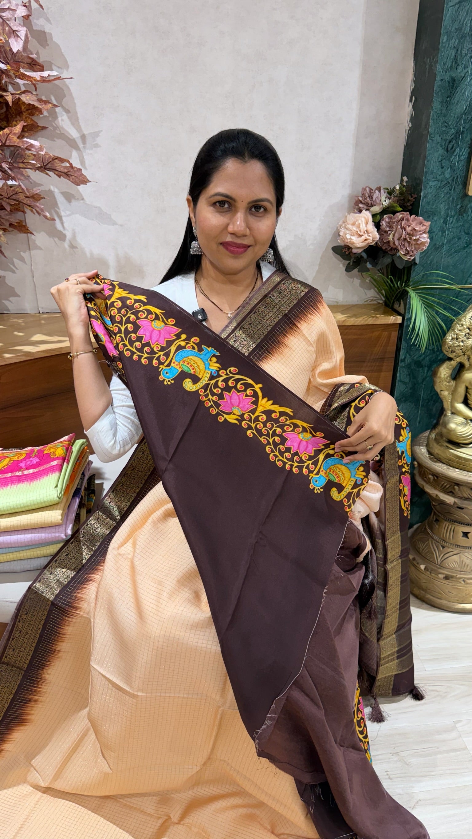 Vintage checks Tanjore print