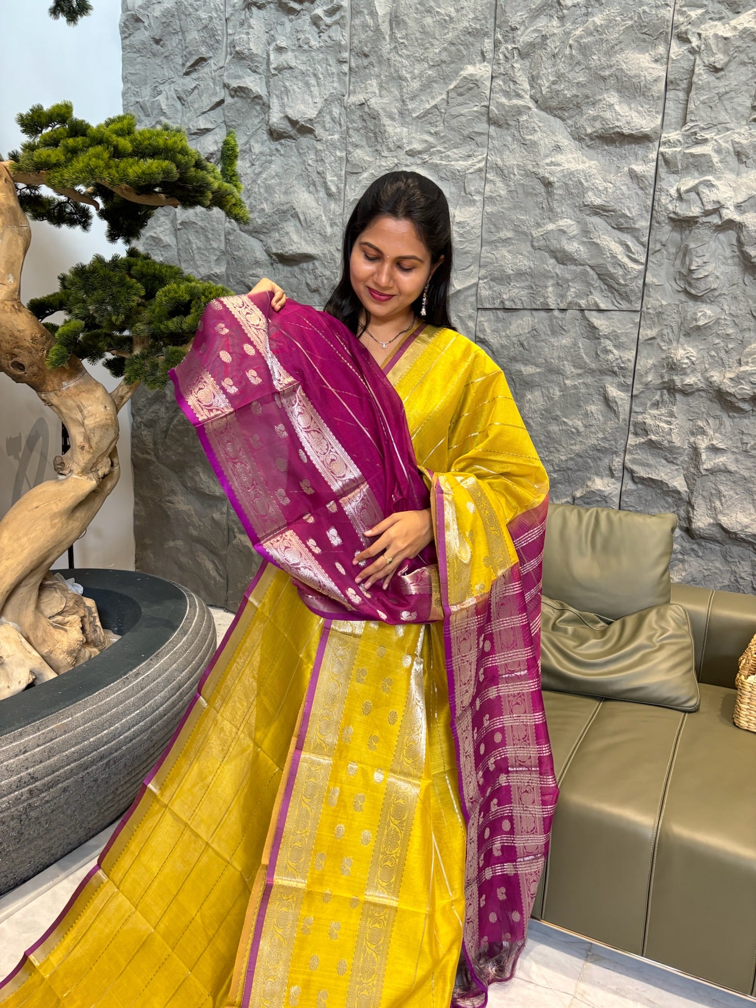 Mangalagiri pattu yellow magenta