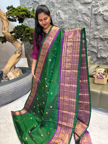 Handloom Gadwal  pattu green