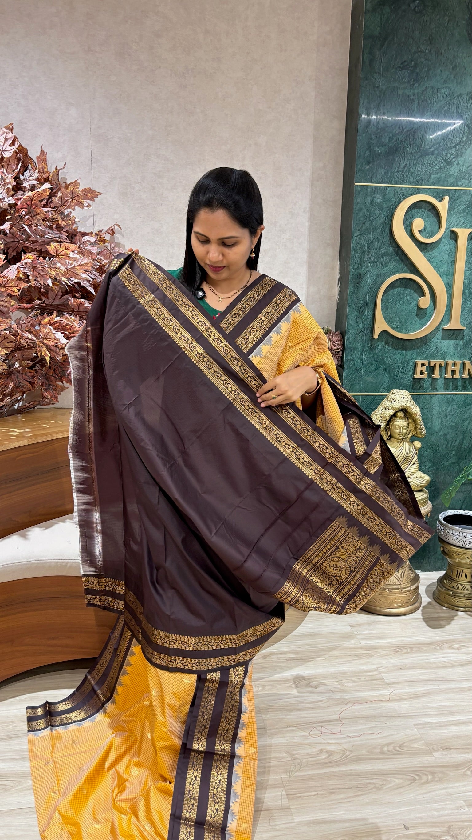 Semi Gadwal