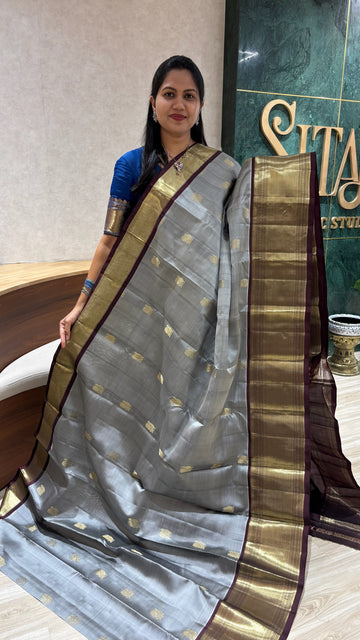 Light weight kanchi pattu