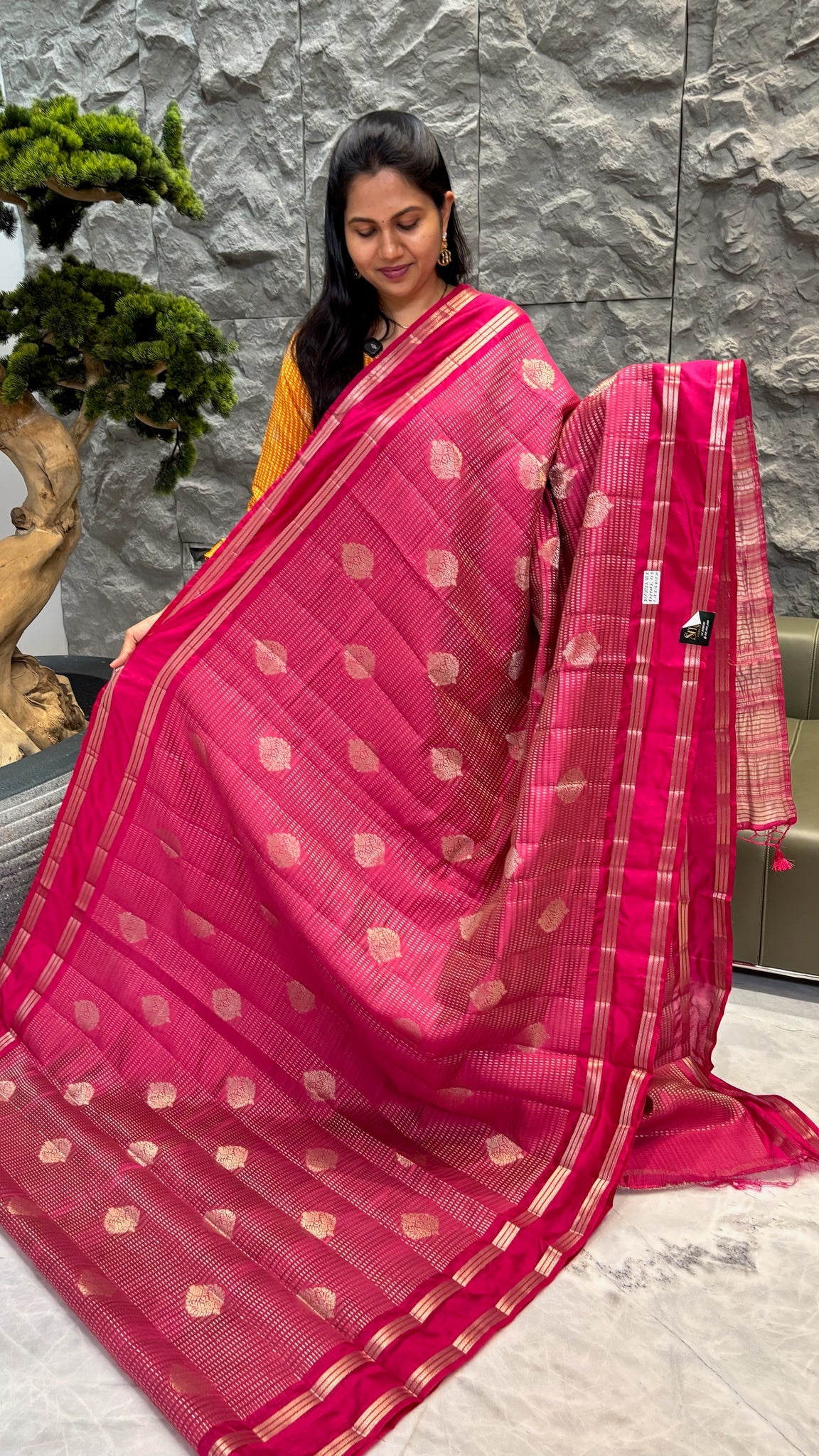Budget mango pattu rani pink