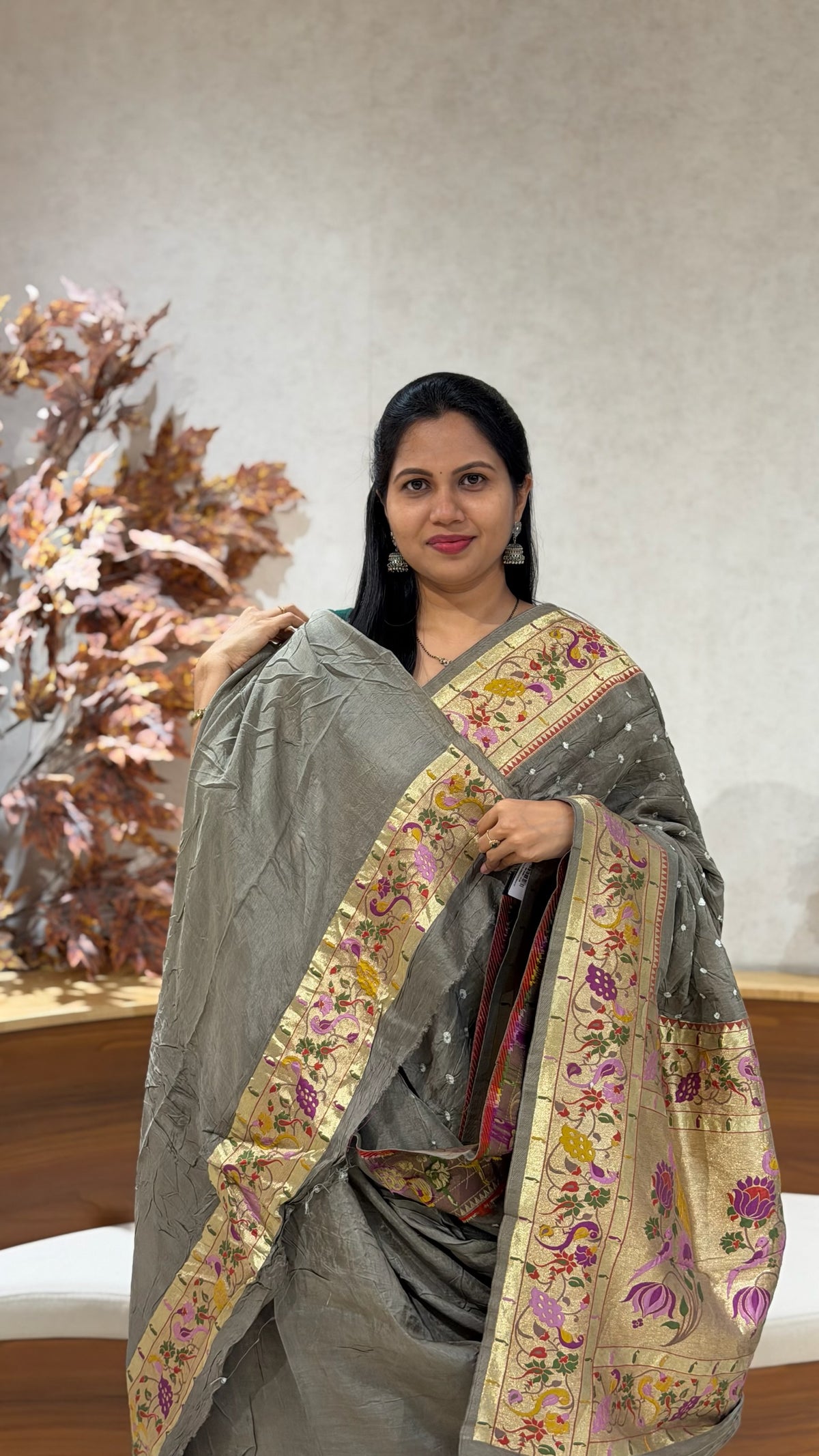 Bandhini paithani