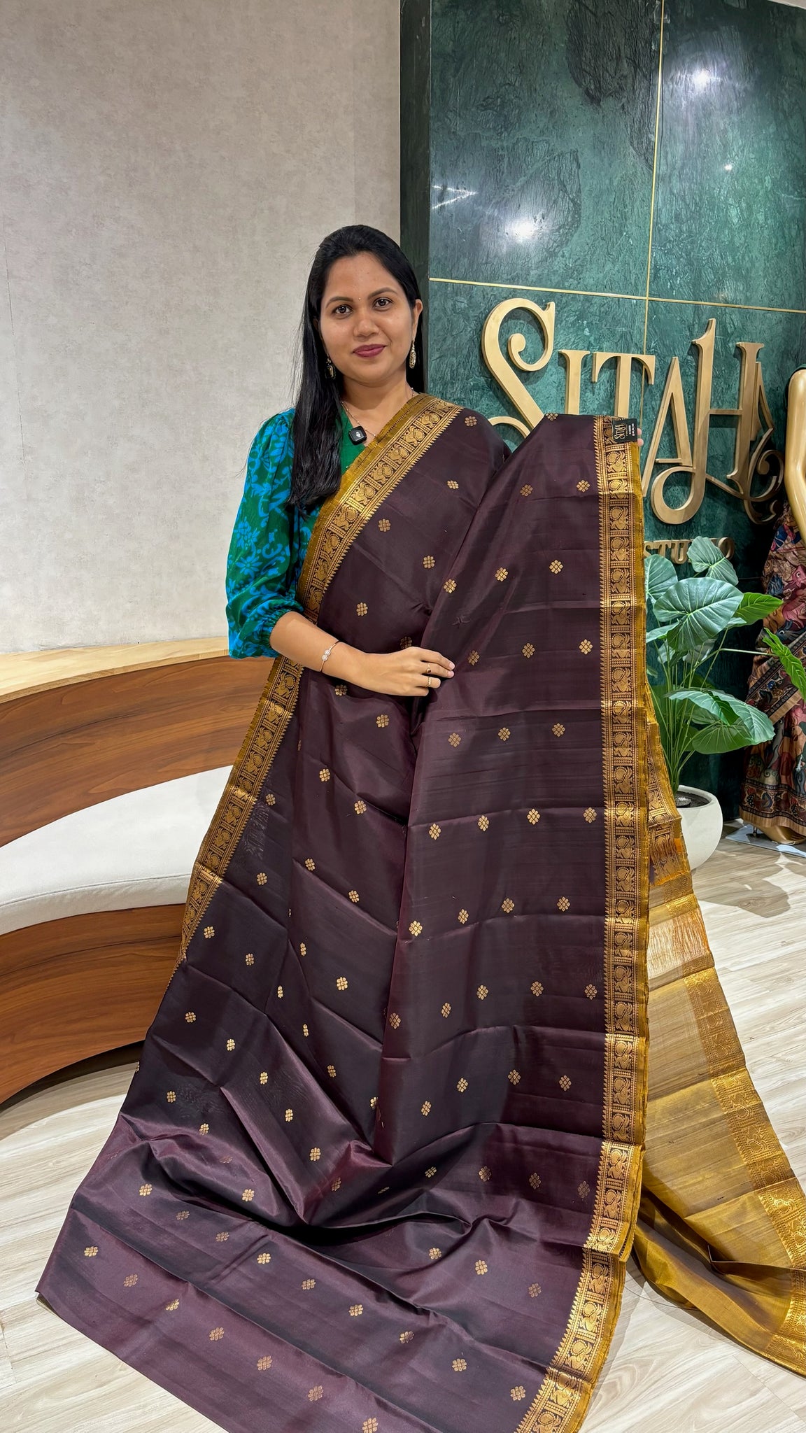 Small border kanchi pattu snuff