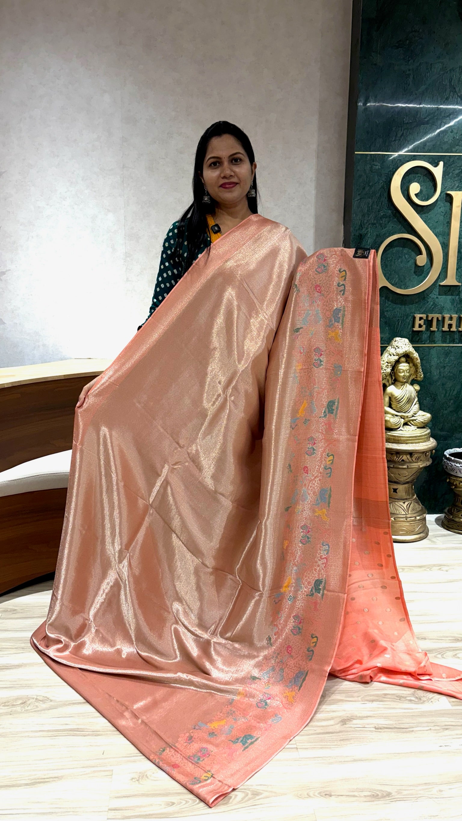 Tissue banaras forest theme